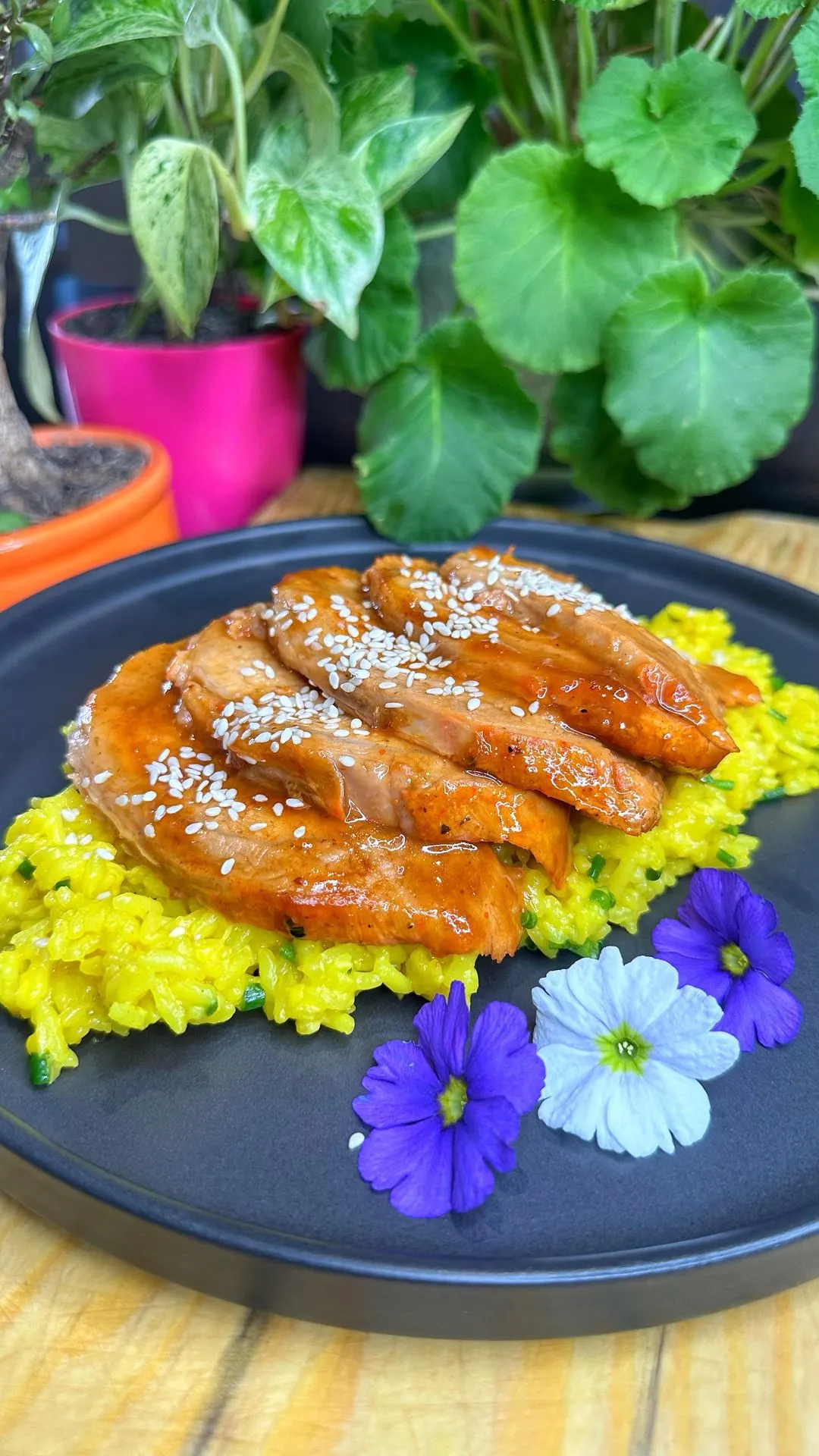 lomo-de-cerdo-con-salsa-especial-pork-loin-with-special-sauce