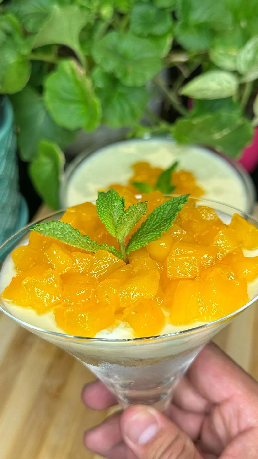 postre-de-mango-verde-con-limon-green-mango-dessert-with-lemon