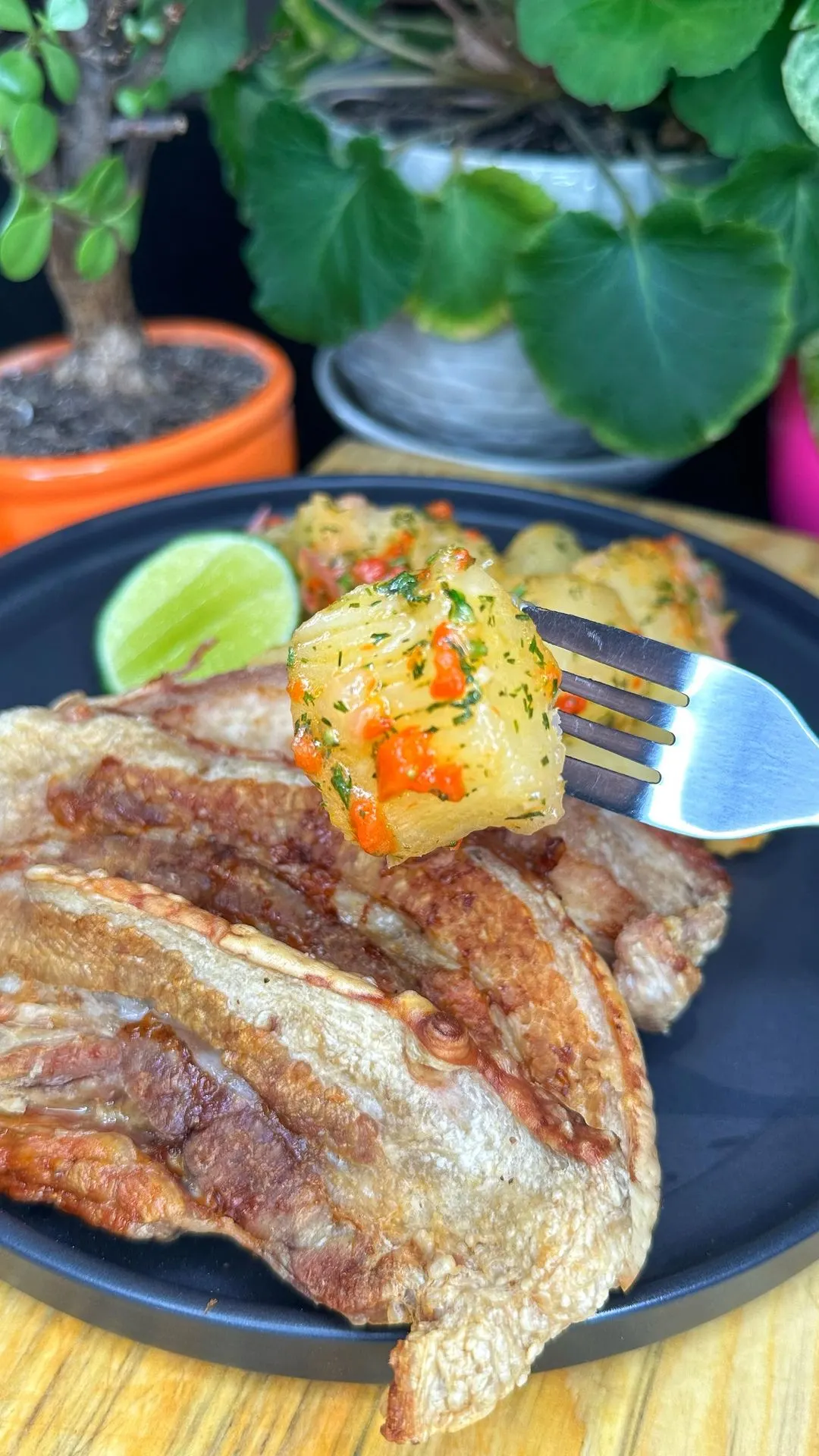 yuca-al-mojo-yuca-with-mojo-sauce