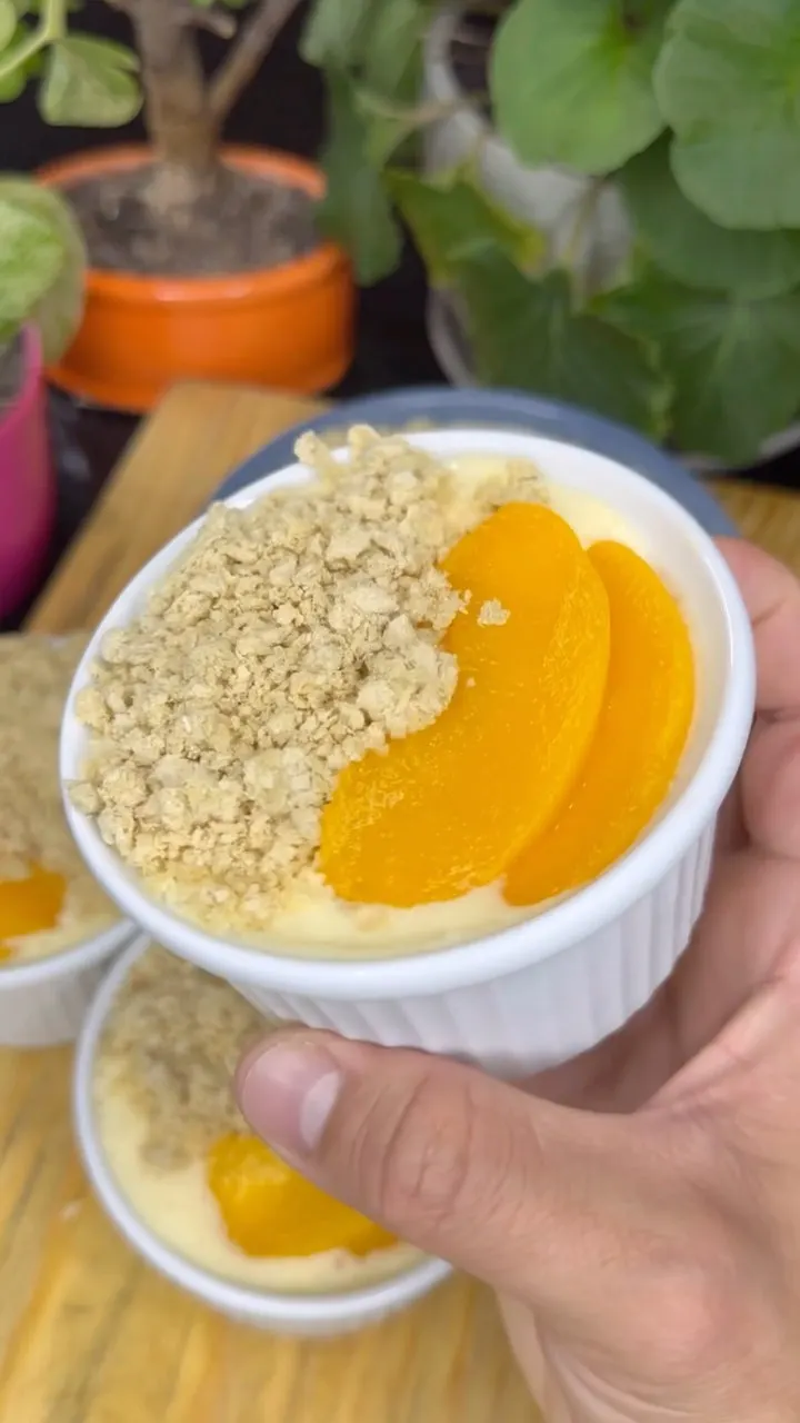 postre-de-duraznos-con-galletas-peach-dessert-with-cookies
