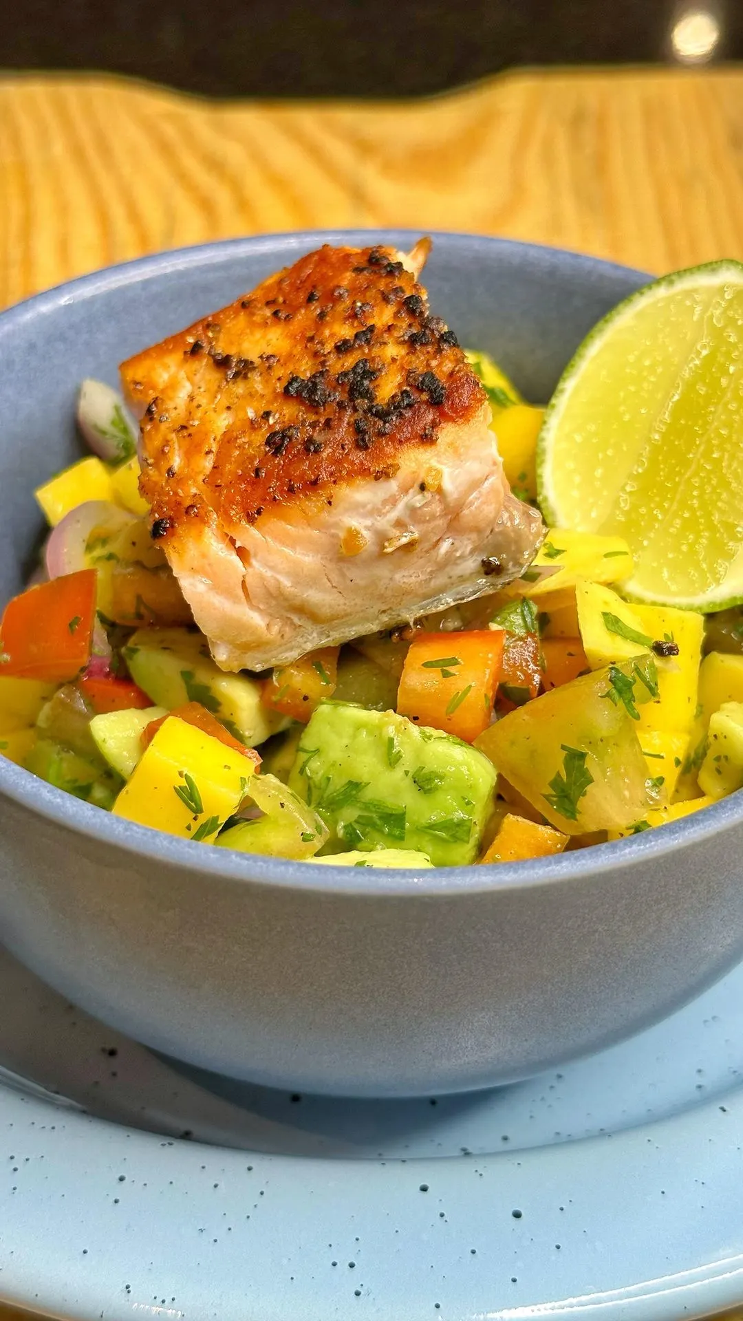ensalada-de-mango-y-aguacate-mango-and-avocado-salad