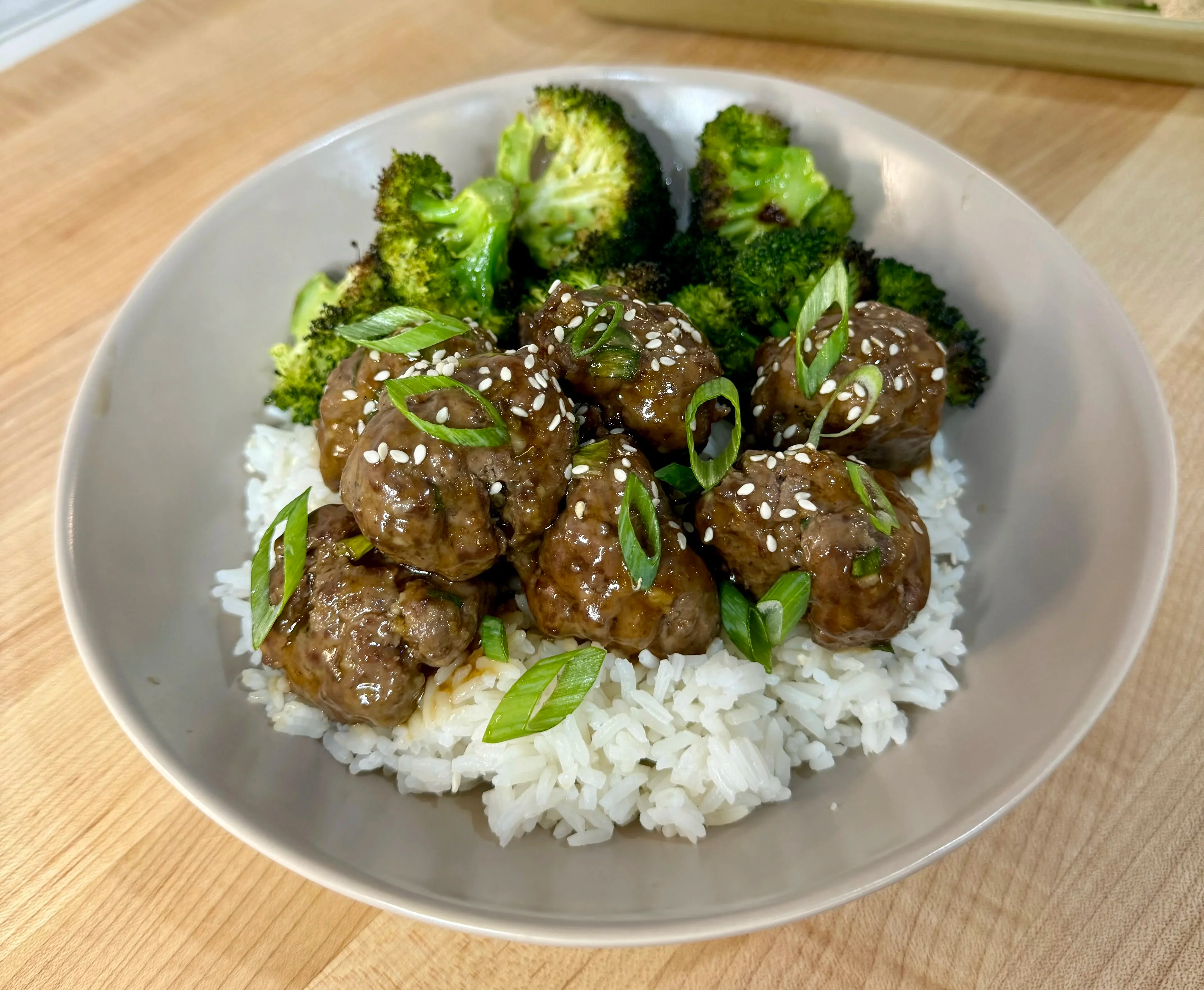 mongolian-beef-meatballs-and-broccoli