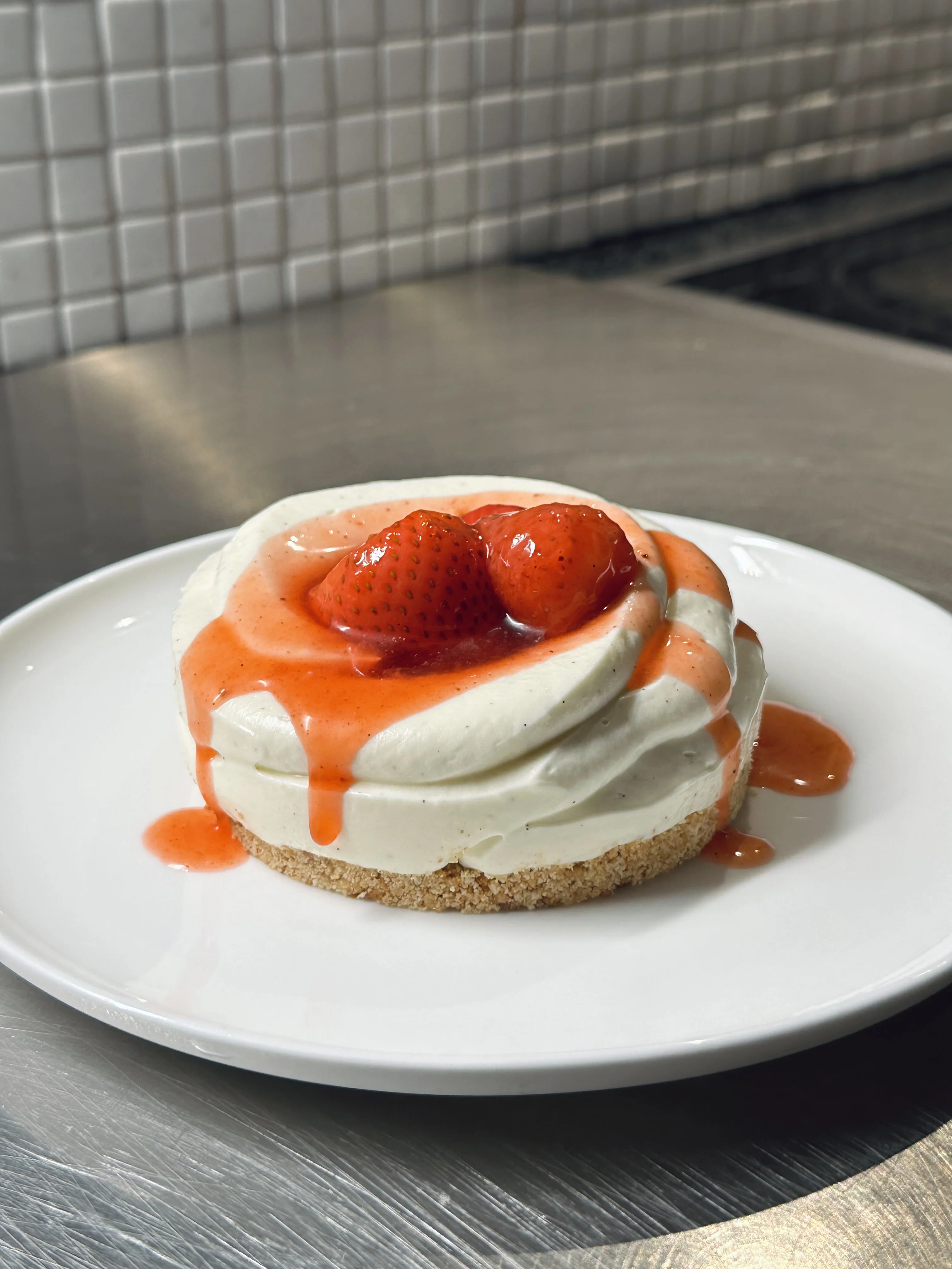 strawberry-cheesecake-(easy)
