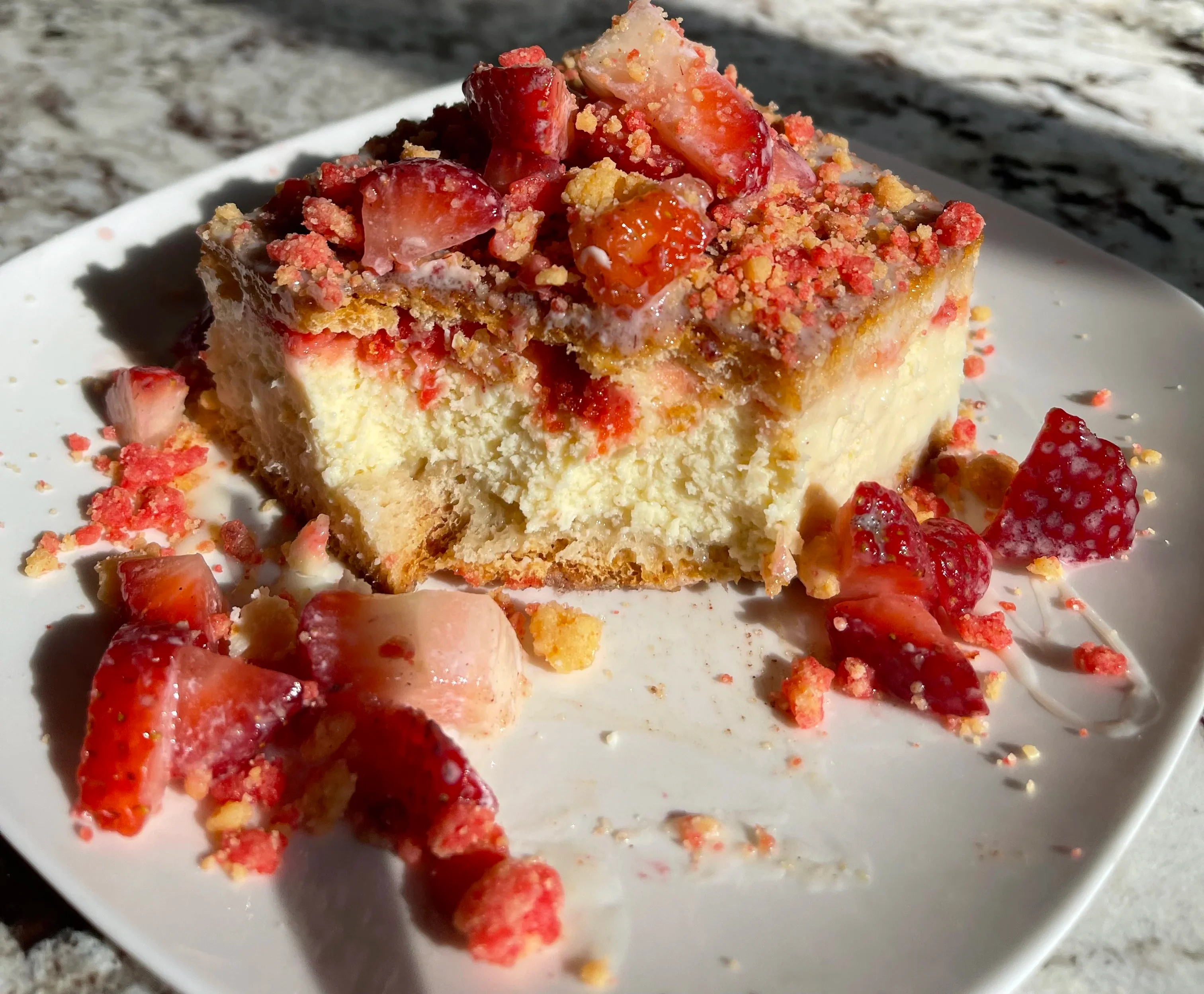 strawberry-crunch-churro-cheesecake