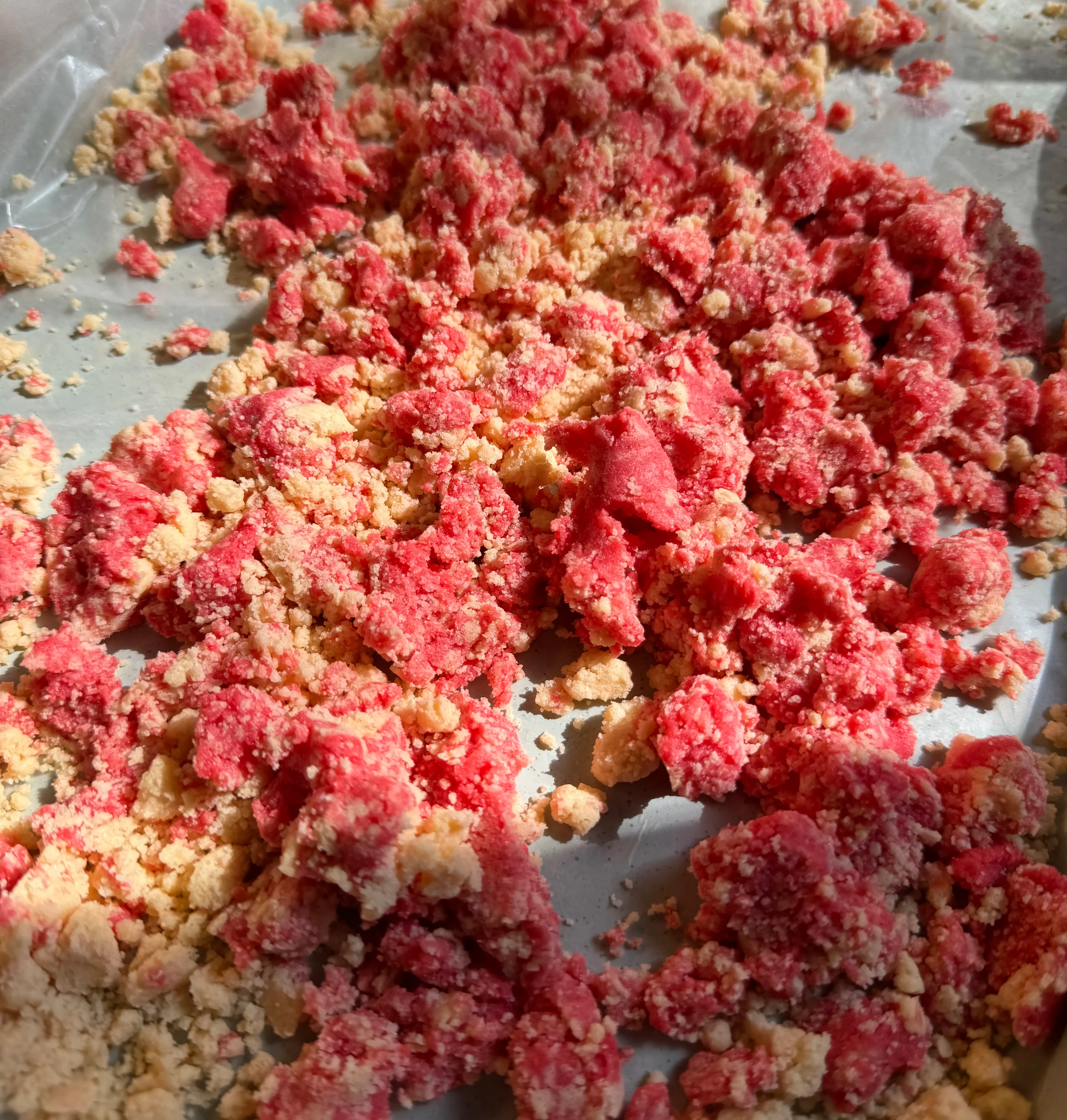 strawberry-crunch-topping