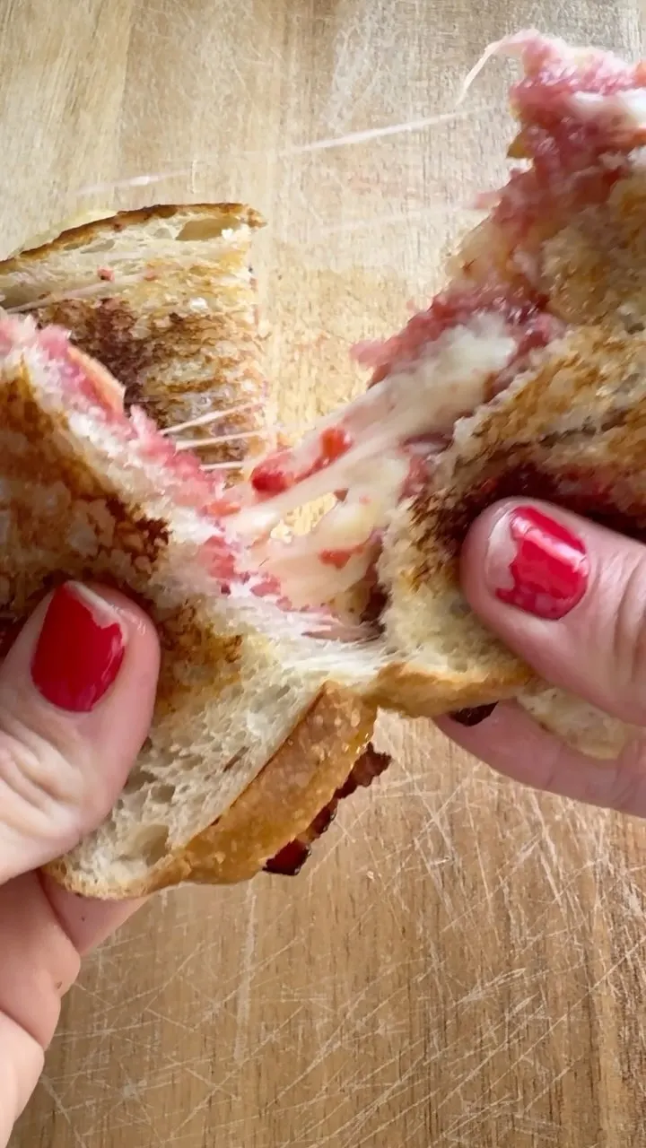 raspberry-grilled-cheese