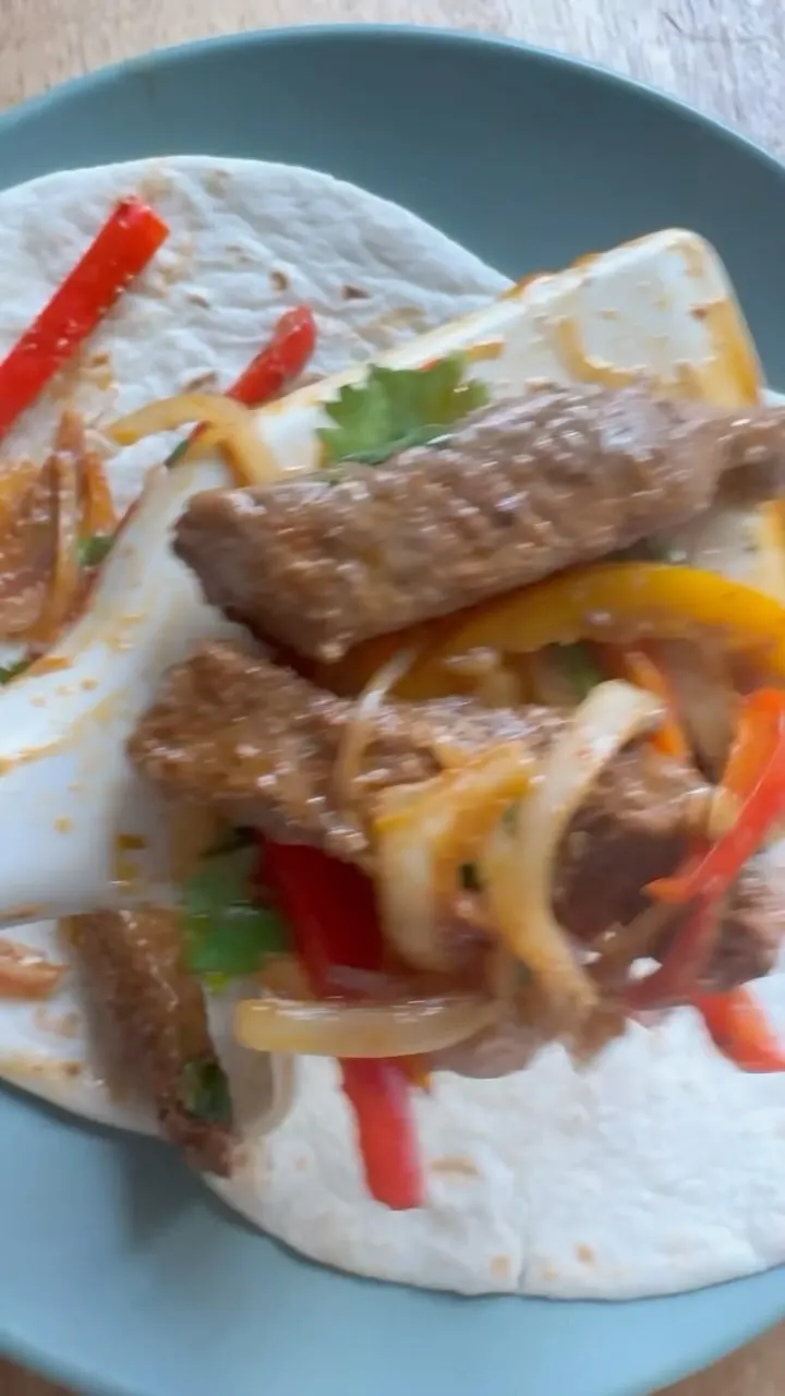 sheet-pan-steak-fajitas