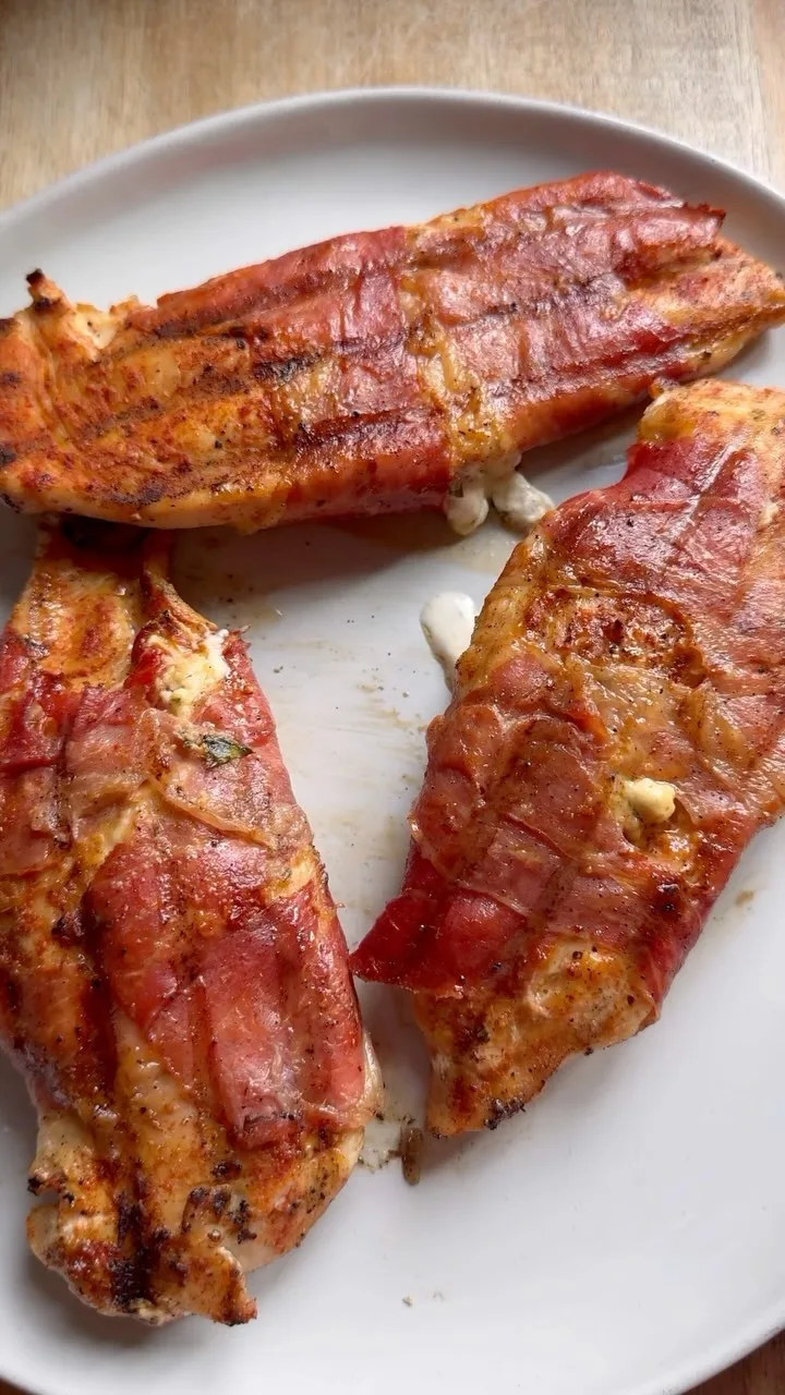 boursin-stuffed-chicken-breasts-prosciutto-wrapped