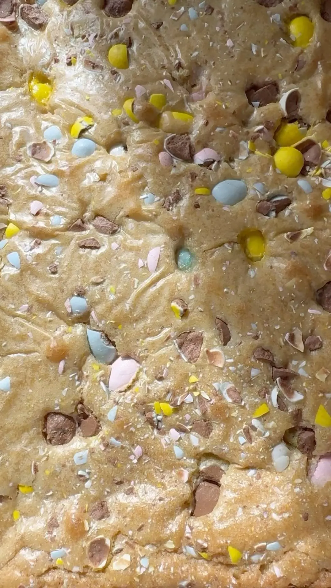 cadbury-mini-egg-blondies