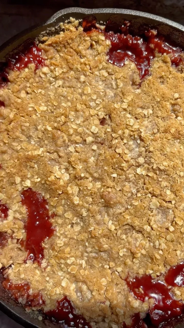 strawberry-rhubarb-crisp