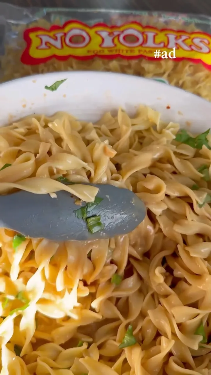 easy-peanut-noodles-made-with-no-yolks-noodles