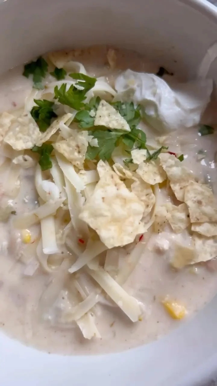 soup-girl-fall-ep.-6-white-chicken-chili