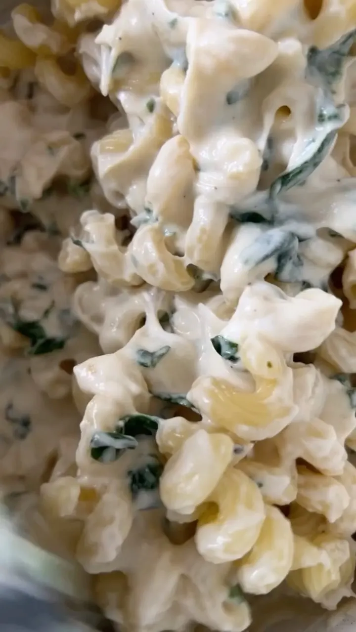 spinach-mac-and-cheese