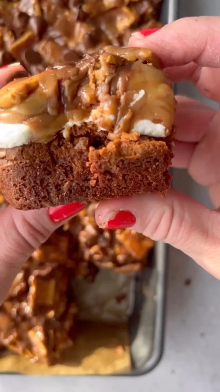 peanut-butter-s'mores-brownies