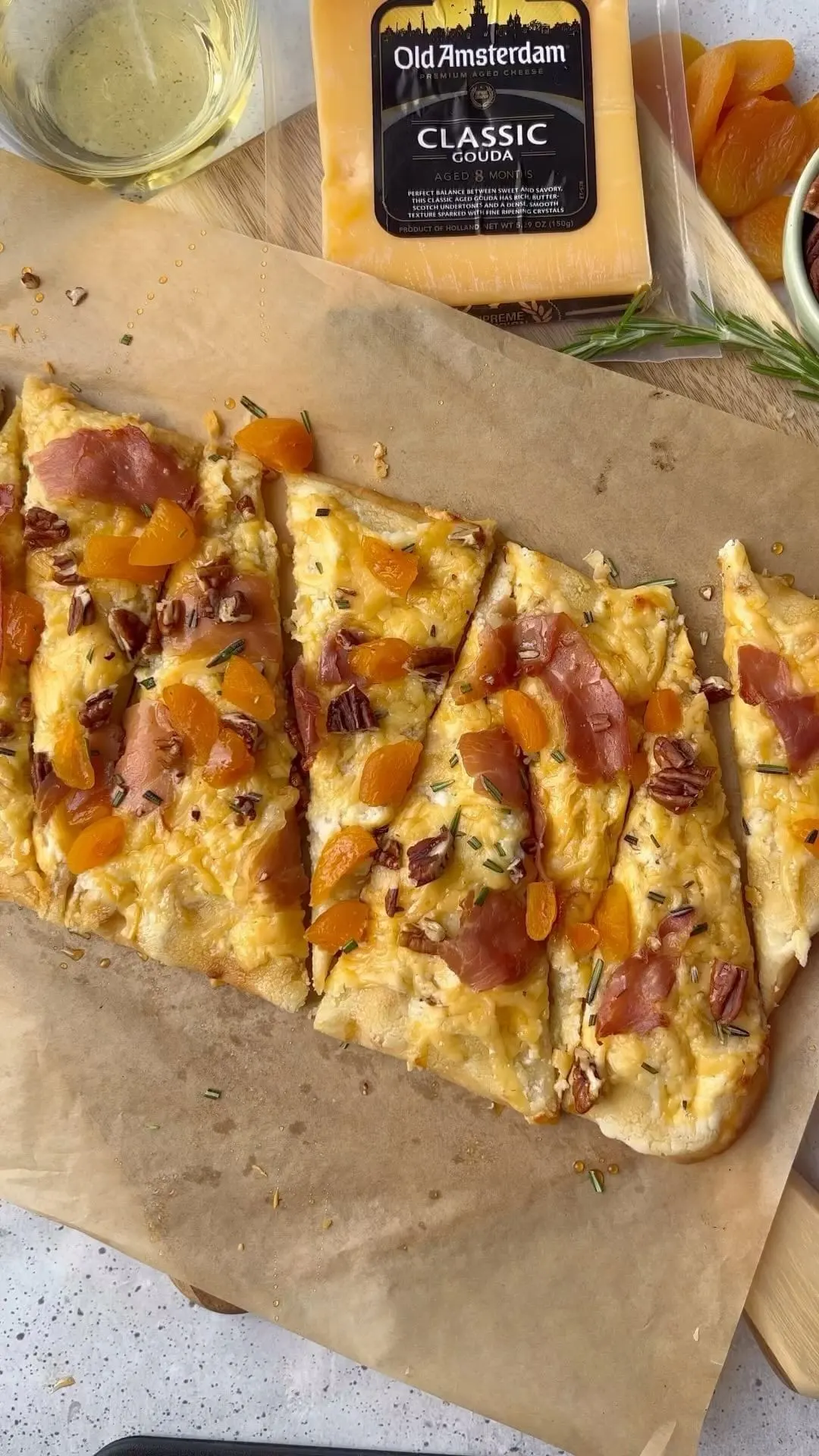 cheeseboard-pizza