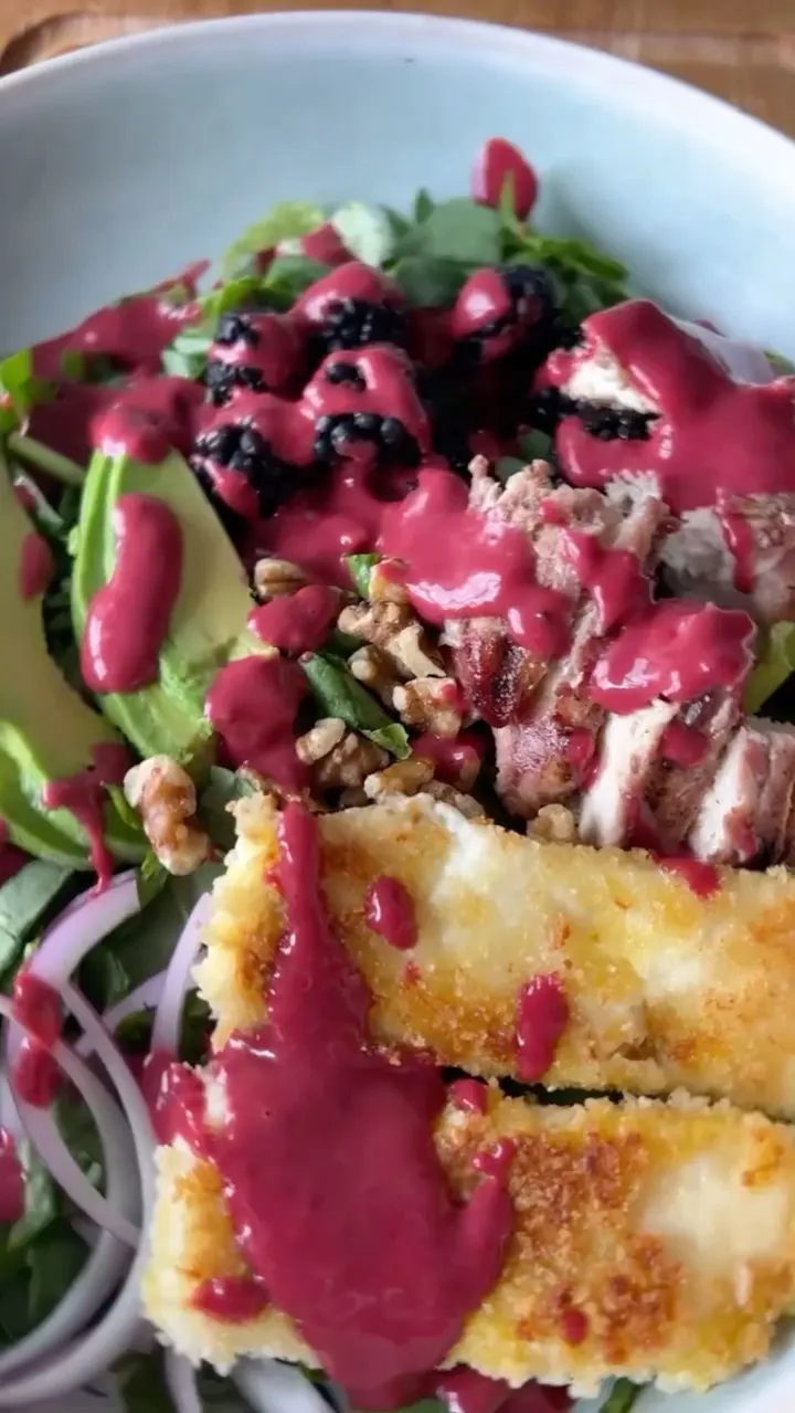 blackberry-salad-with-crispy-feta
