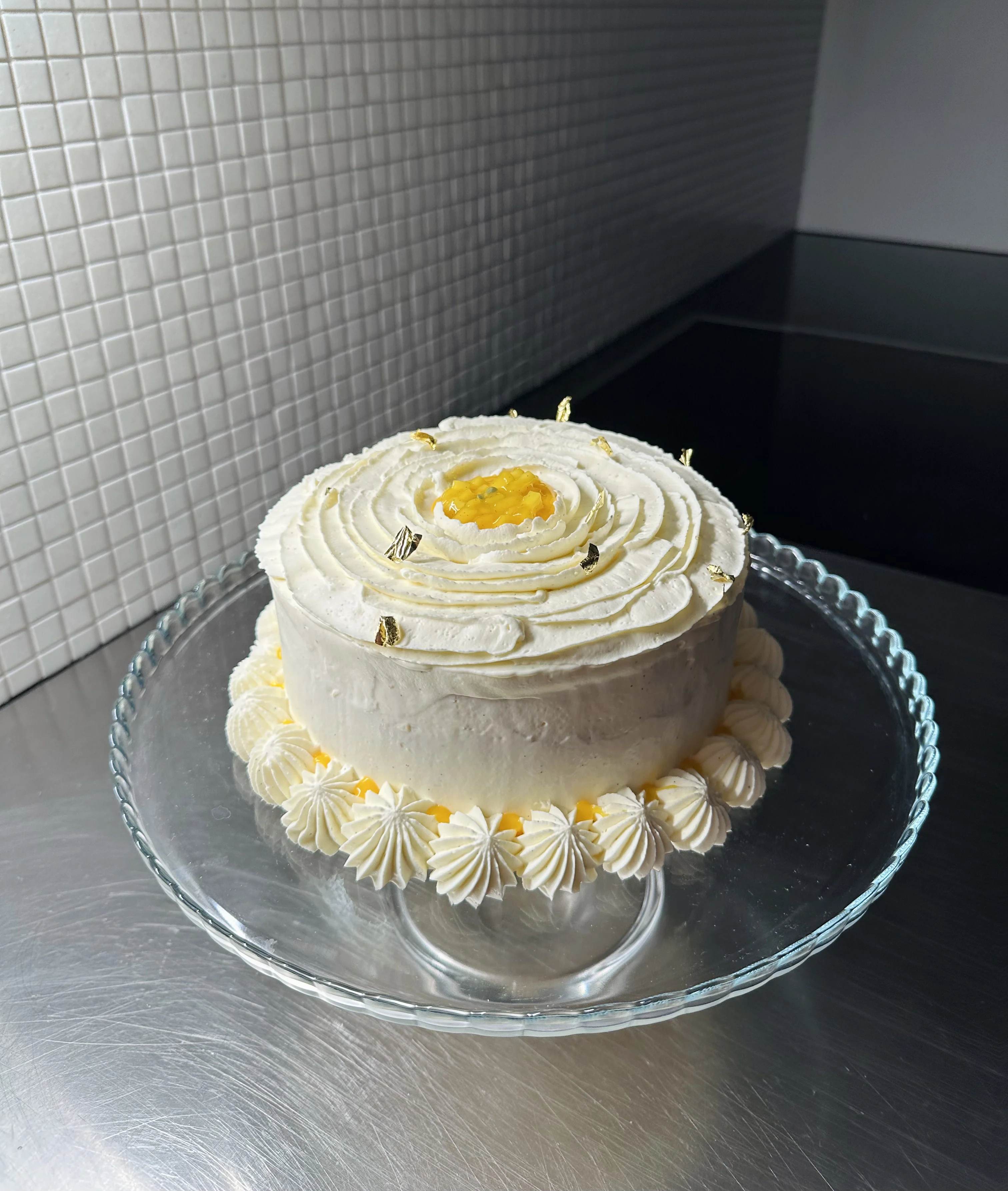 mango-coconut-mousse-cake
