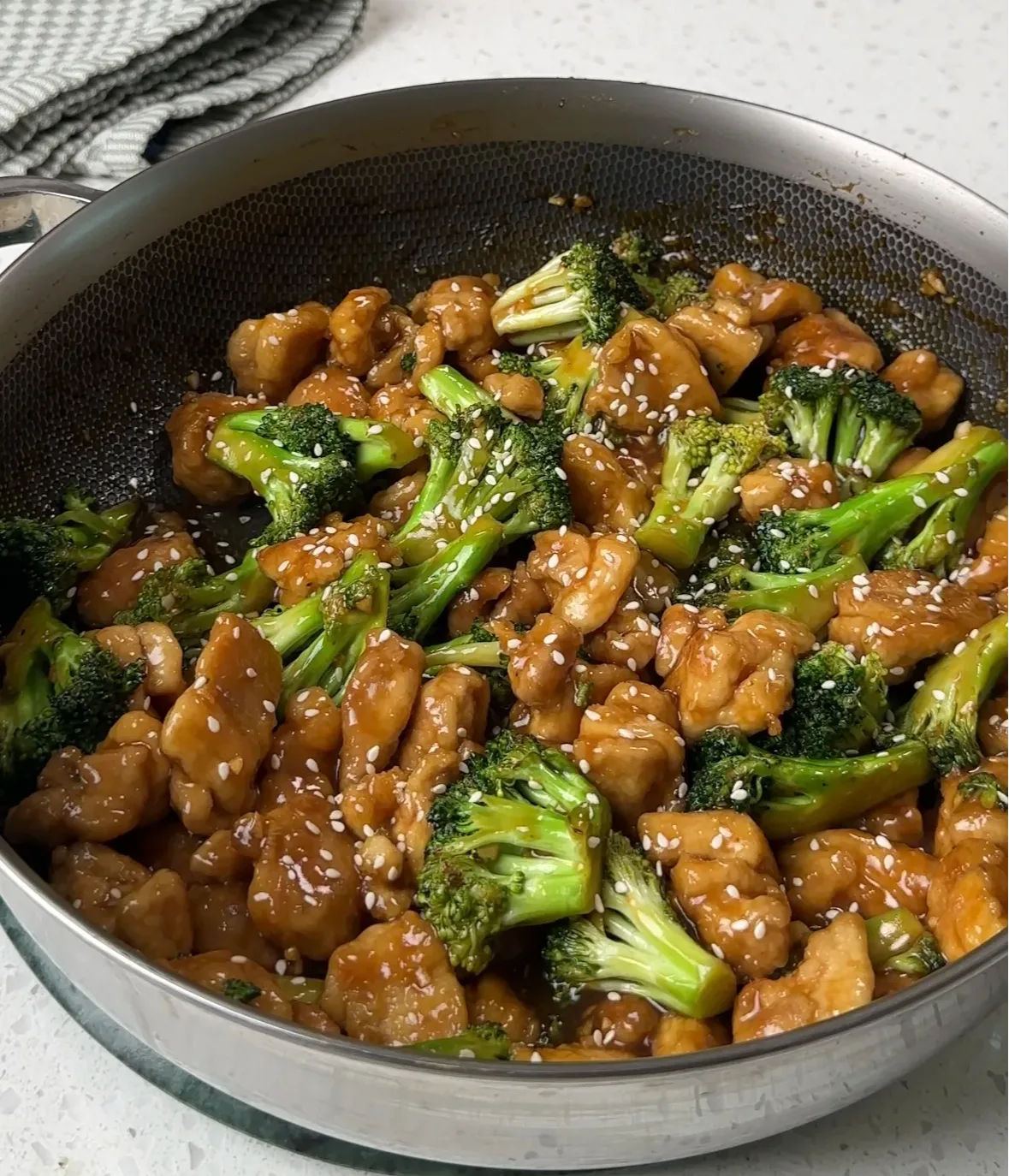 garlic-sesame-chicken-and-broccoli