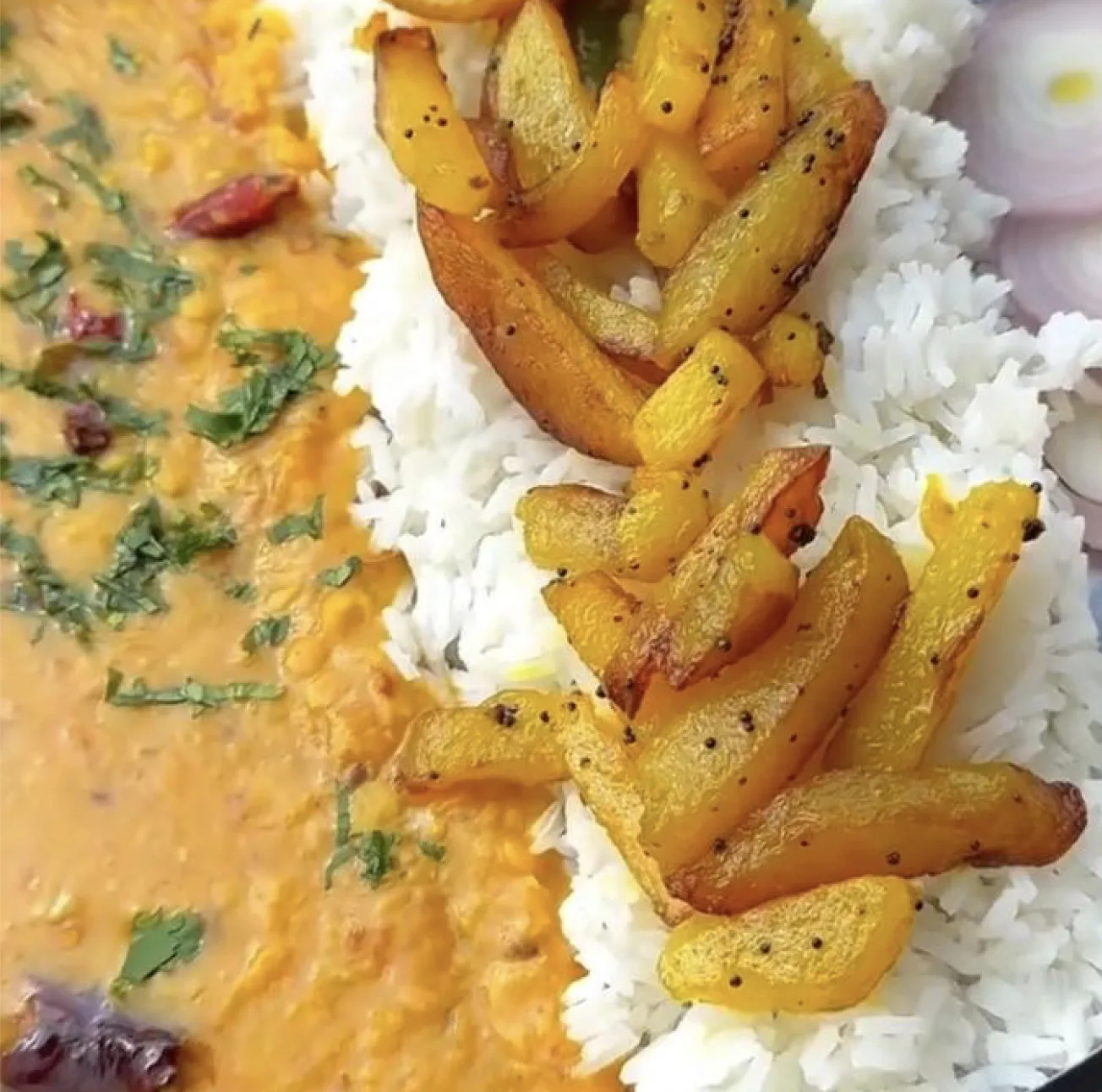 dal-bhaat-and-aloo-bhujia