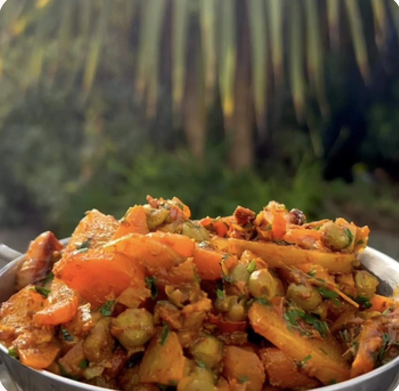 aloo-gajar-matar-ki-sabzi