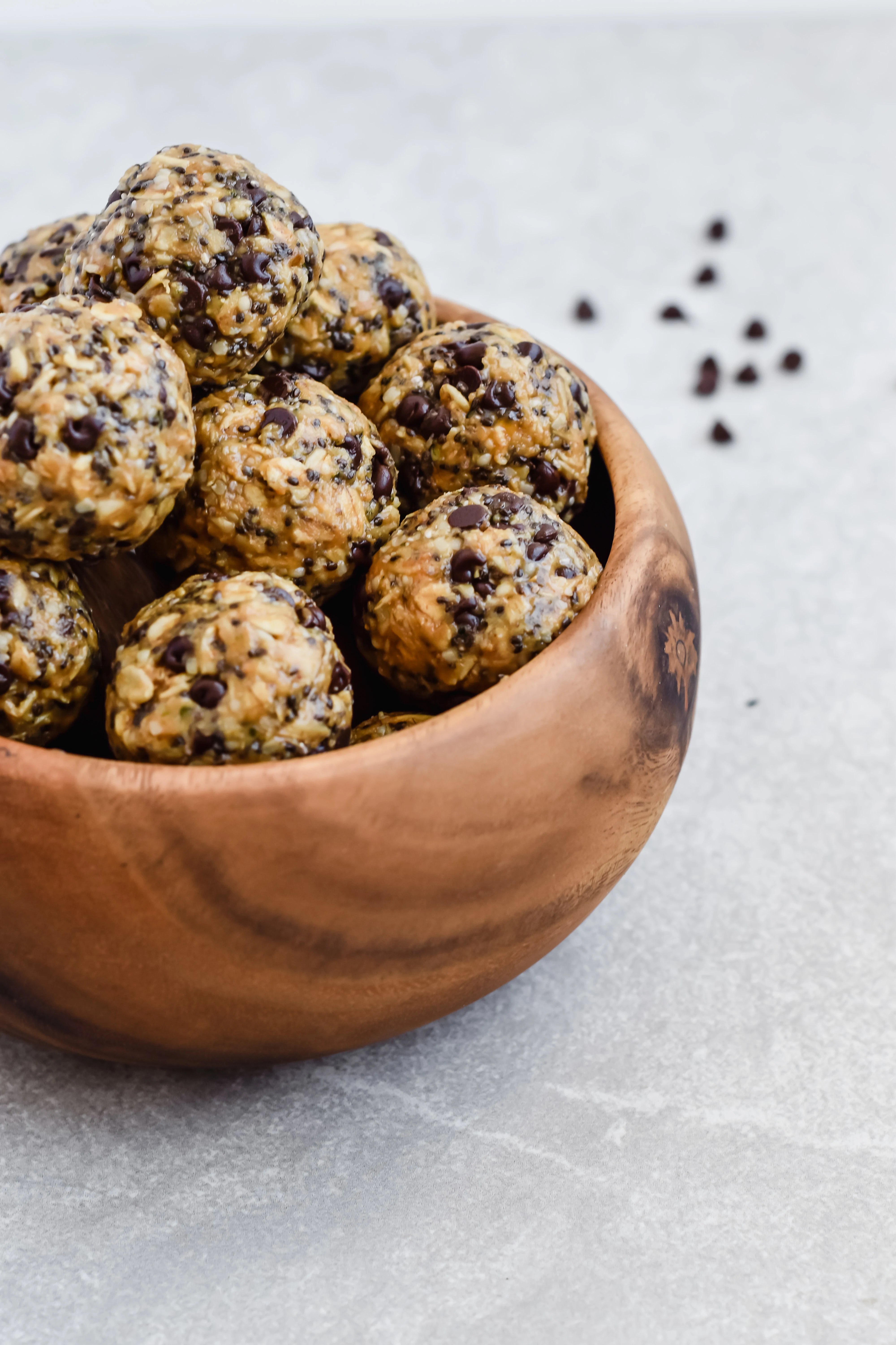 no-bake-nutrient-dense-energy-bites