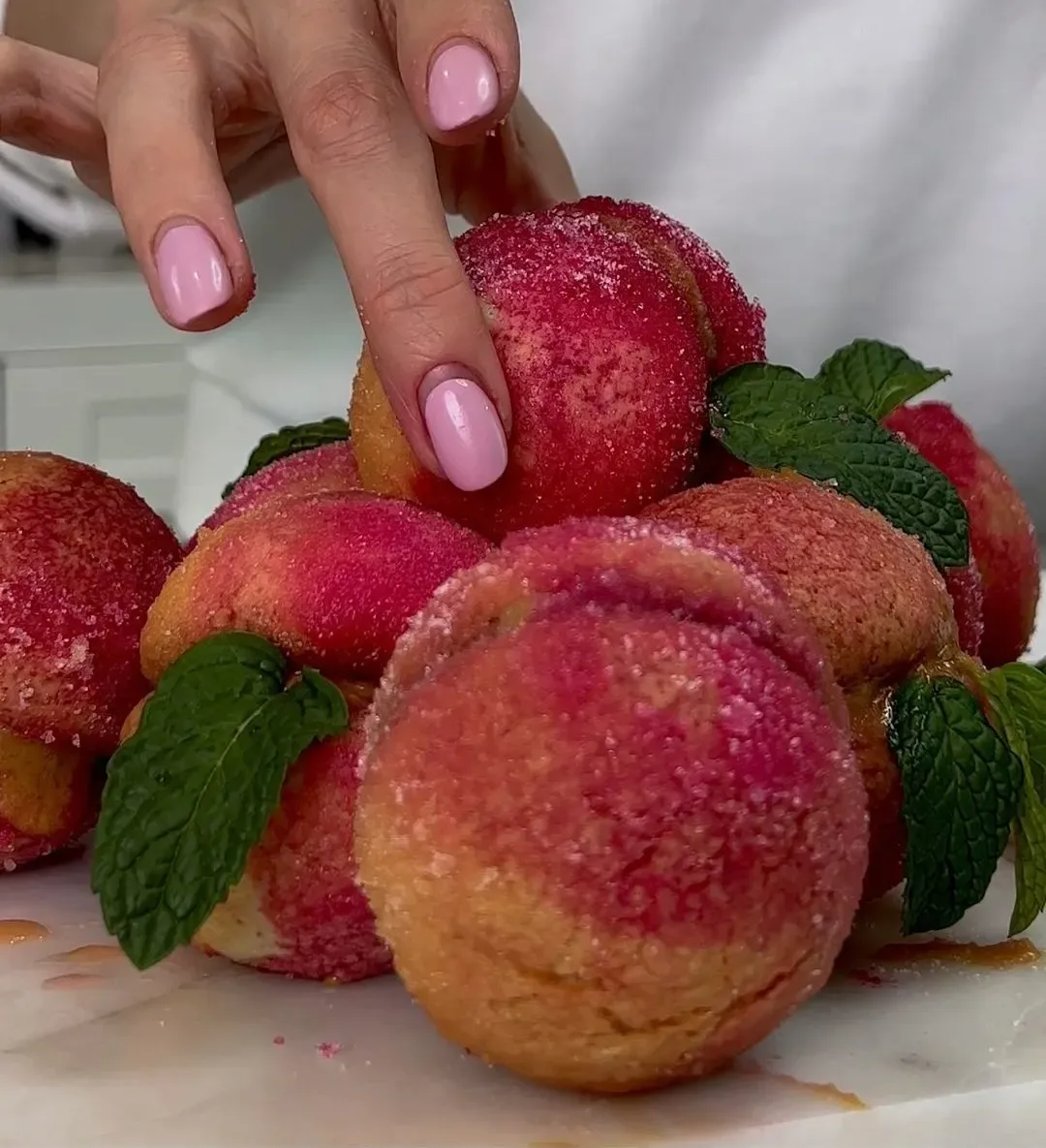 peaches-cakes