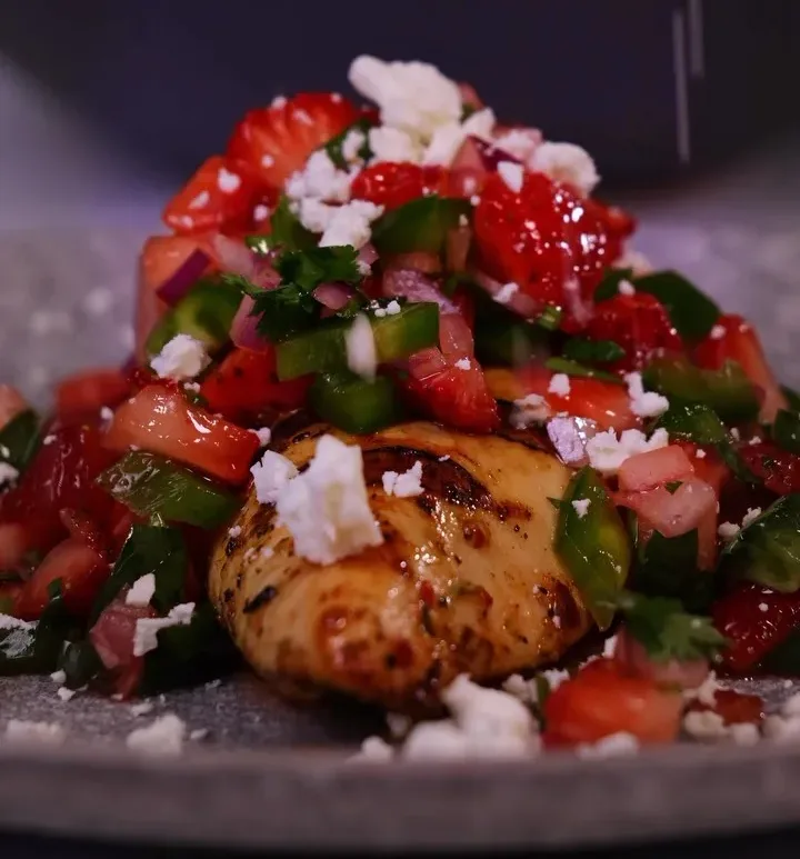 grilled-chicken-with-strawberry-salsa-and-feta