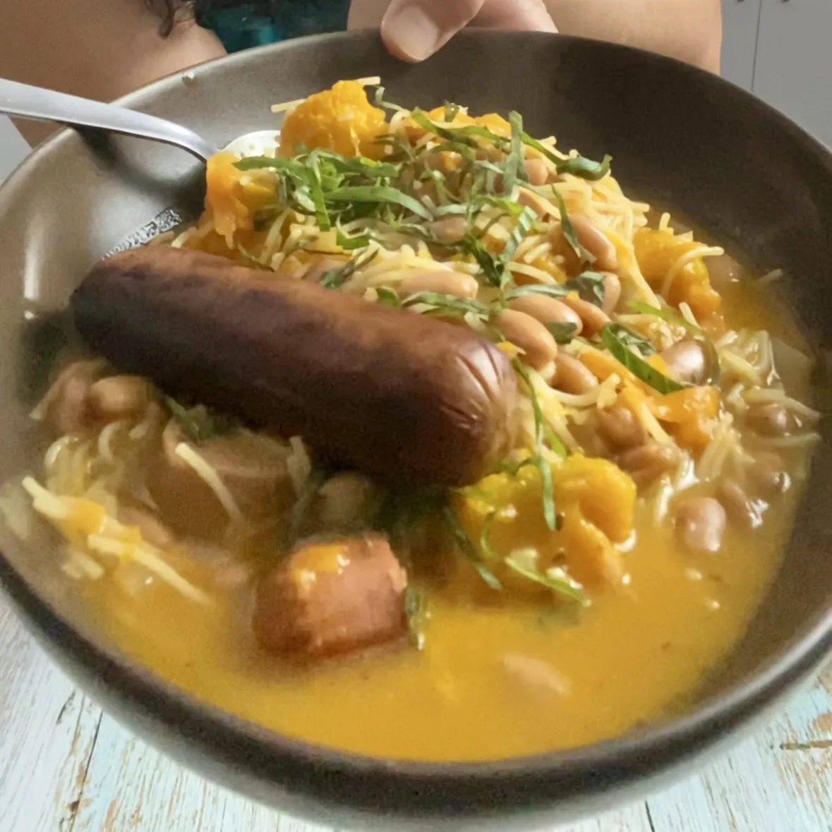chilean-vegetarian-beans-and-sausage-stew-or-porotos-con-riendas