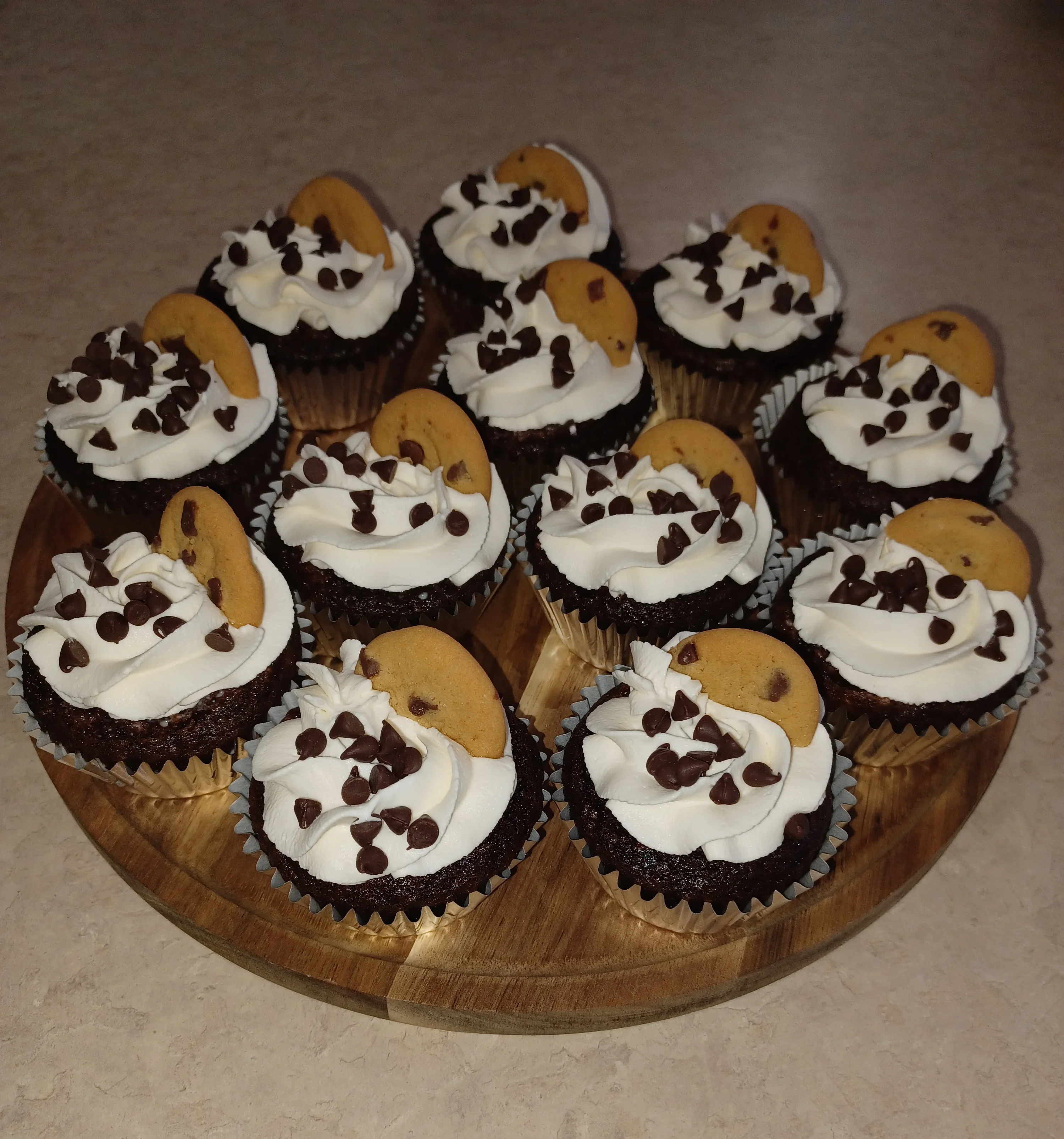 chocolate-tres-leches-cupcakes