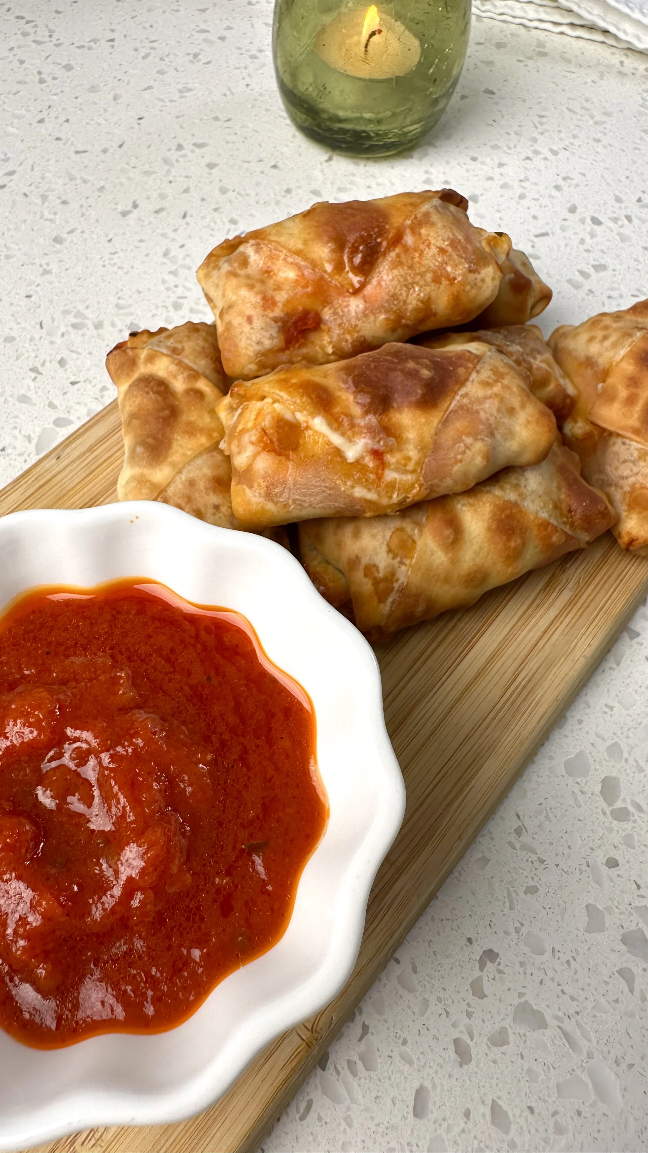 easy-pepperoni-pizza-rolls-(air-fryer)