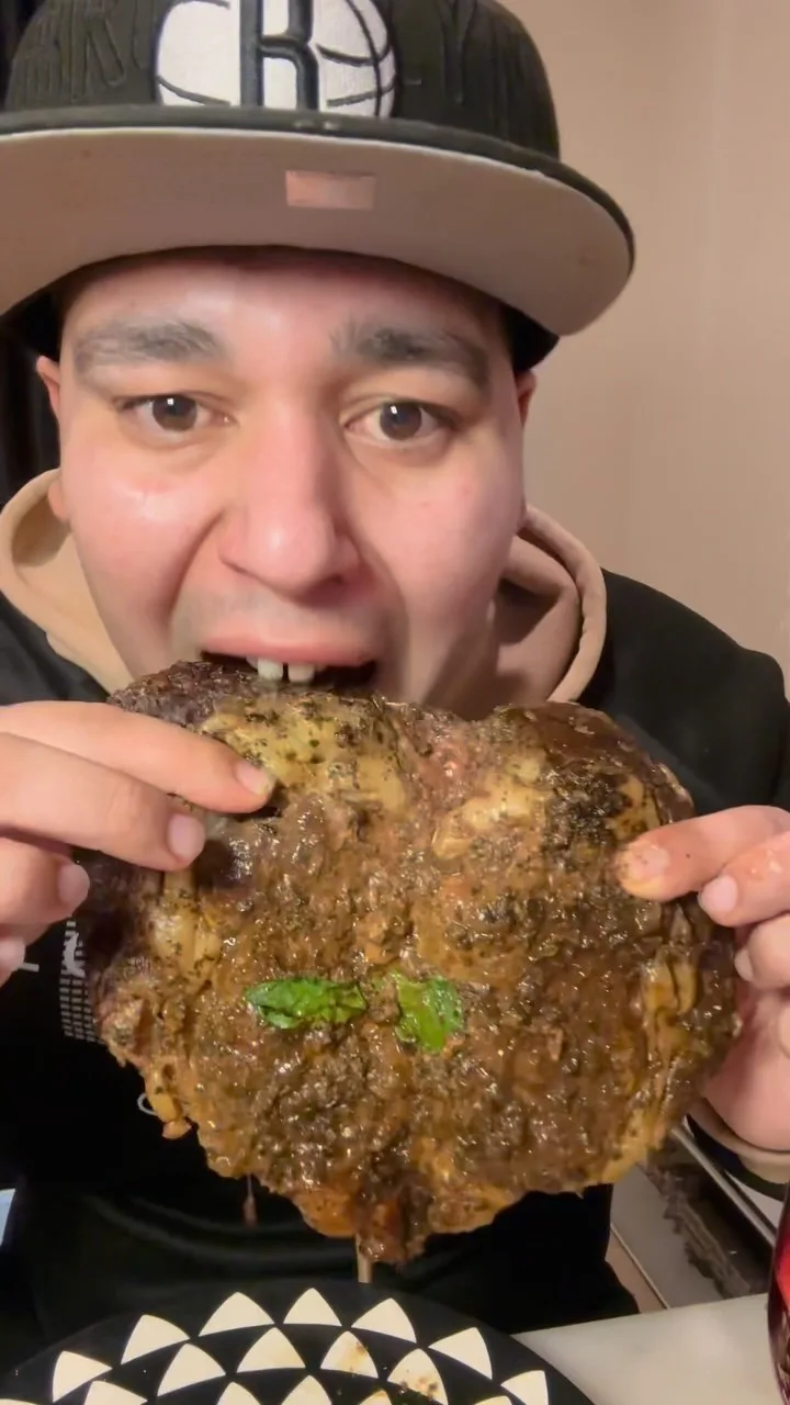 corazon-y-flor-de-respara-el-dia-de-el-amor-y-la-amistadribeye-heart-and-beef-chuck-flower