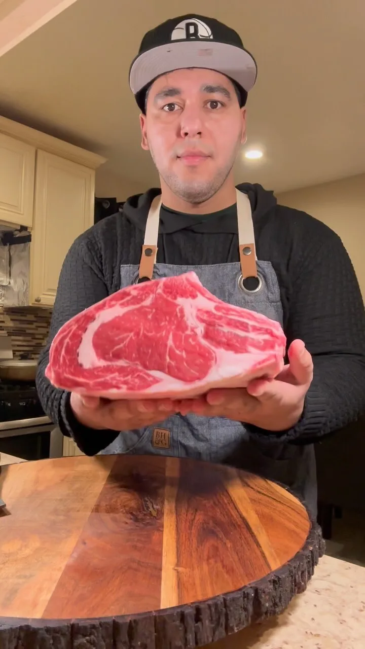 chuleton-con-hueso-de-tres-huesos-prime-rib-or-prime-ribeye-roast