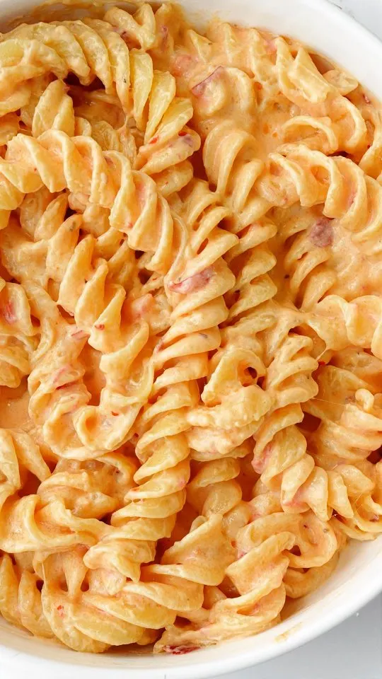 sunday-sauce-calabrian-chili-alfredo-with-colonne-pompeii-pasta