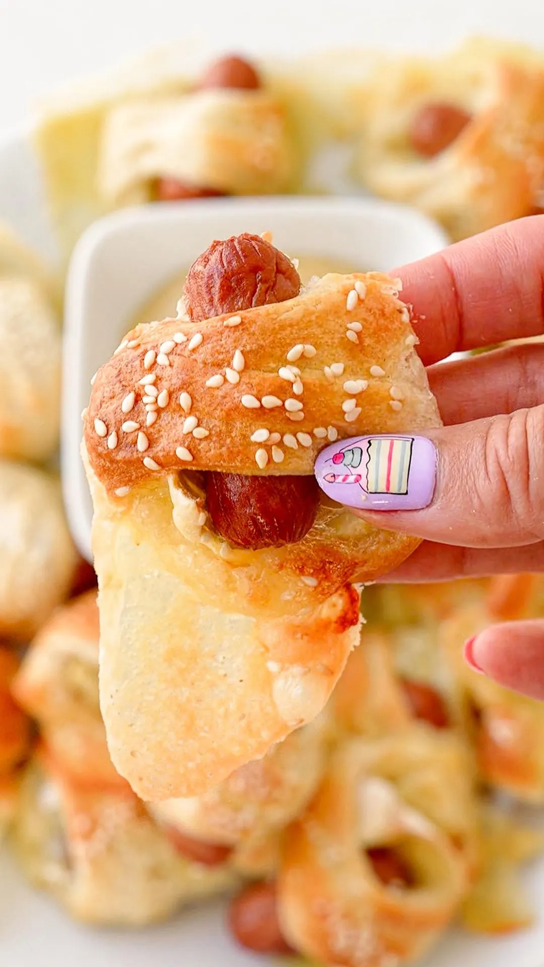 slumber-party!-pigs-in-a-blanket-with-apple-and-brie!