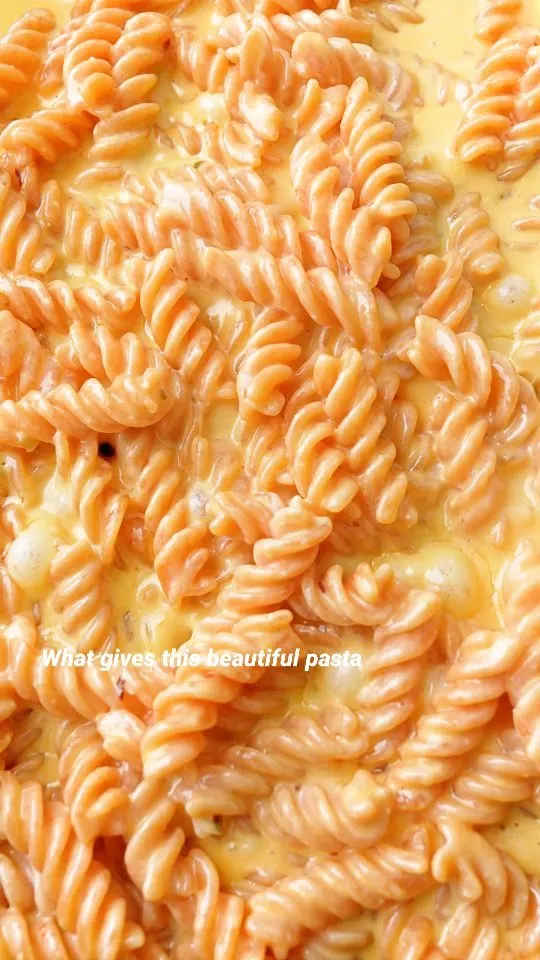 spicy-@cheatdayeats-sriracha-buffalo-cheddar-mac-and-cheese