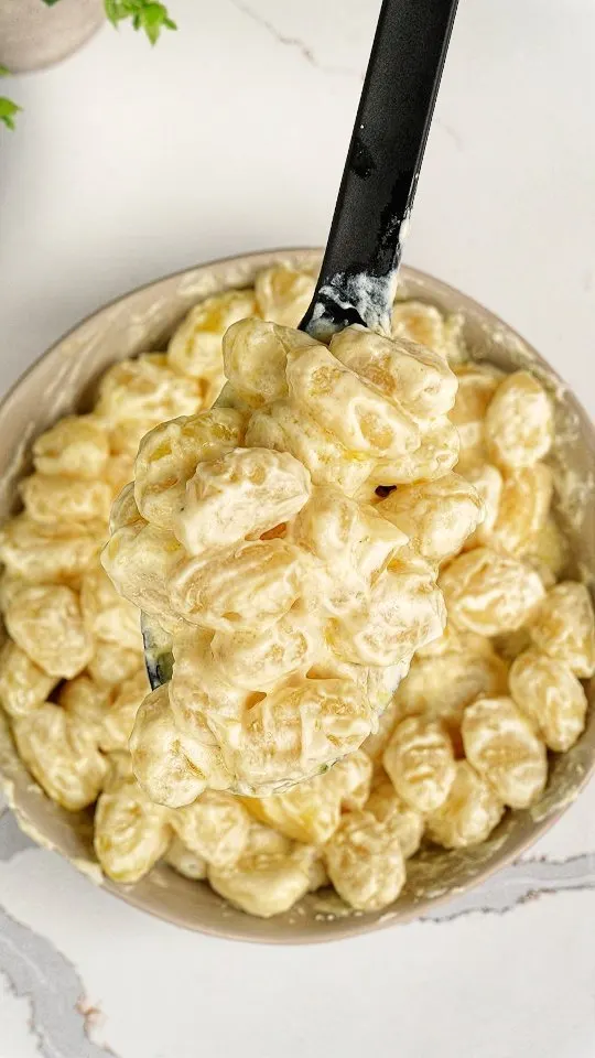 whipped-ricotta-gnocchi-with-honey-and-truffle-oil