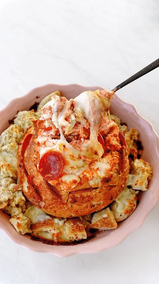 pizza-dip-bread-bowl