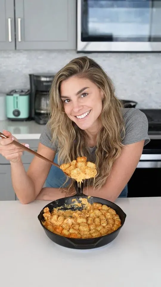 buffalo-chicken-tater-tot-dip