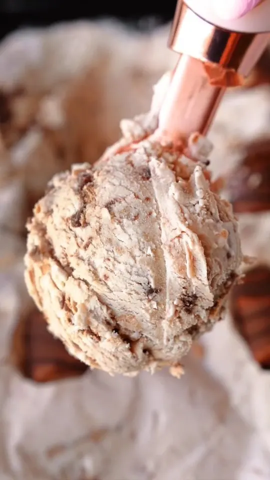 kinder-bueno-nutella-ice-cream