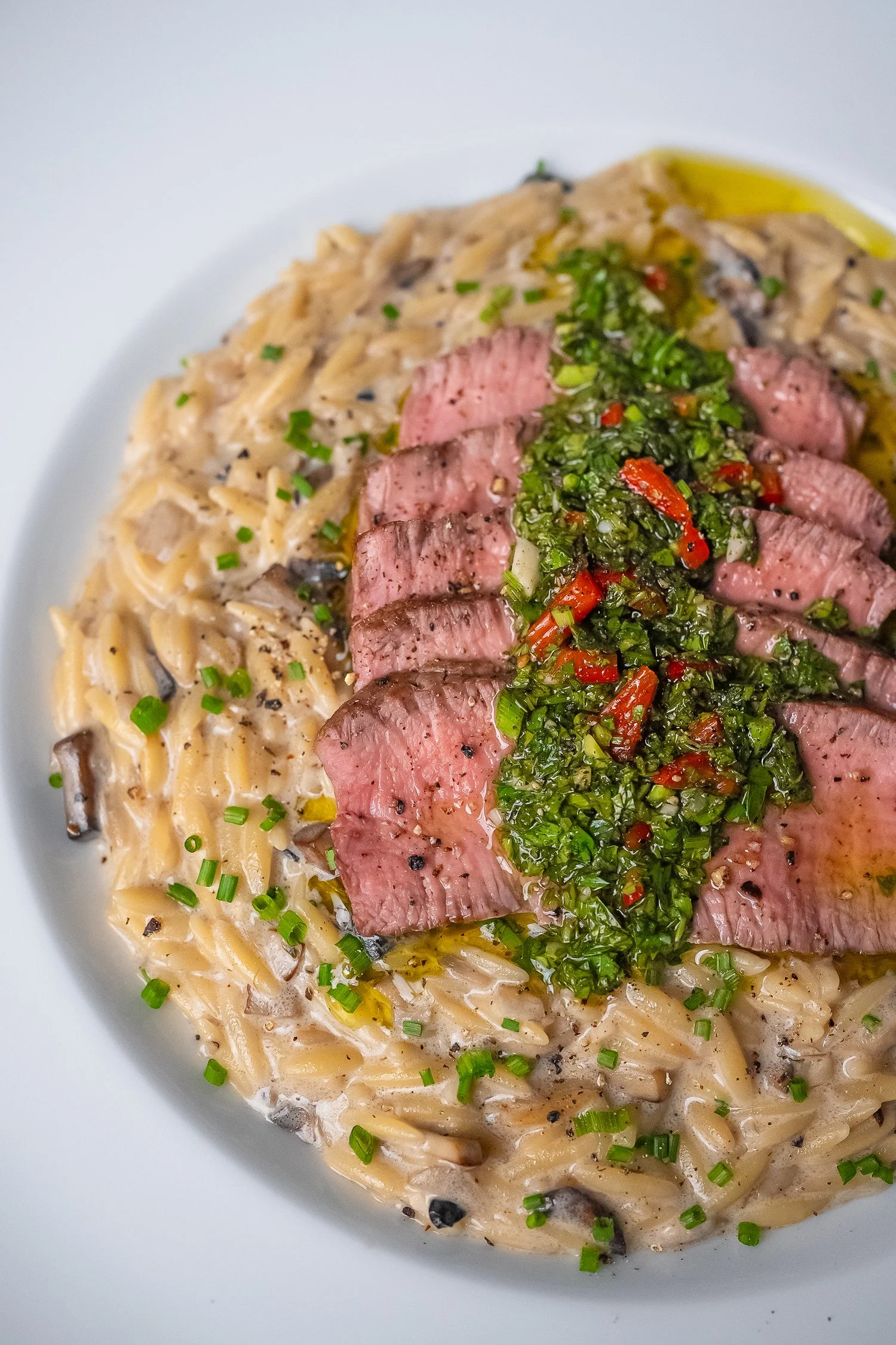 beef-tenderloin-steak-with-mushroom-orzo