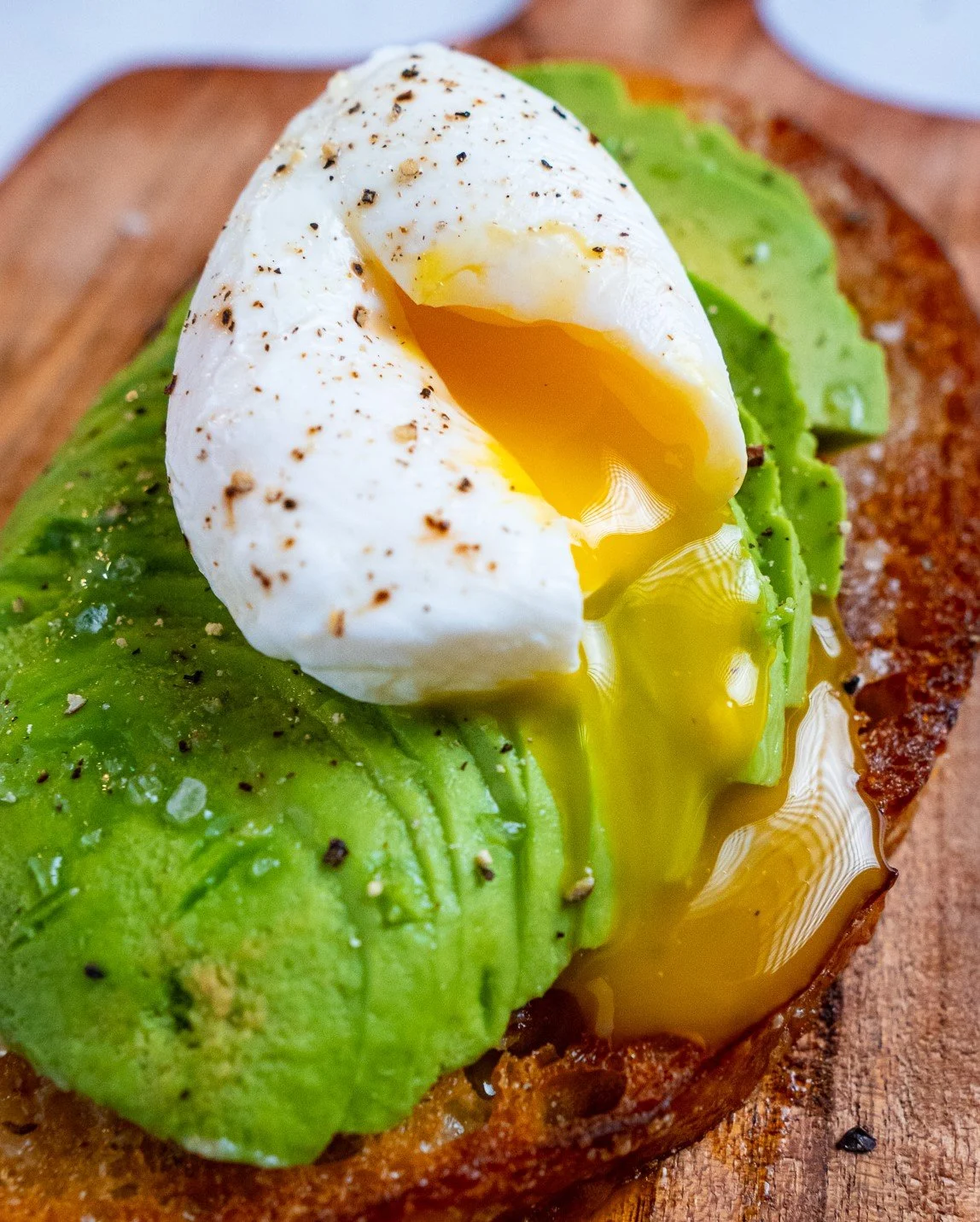garlic-confit-avocado-and-poached-egg