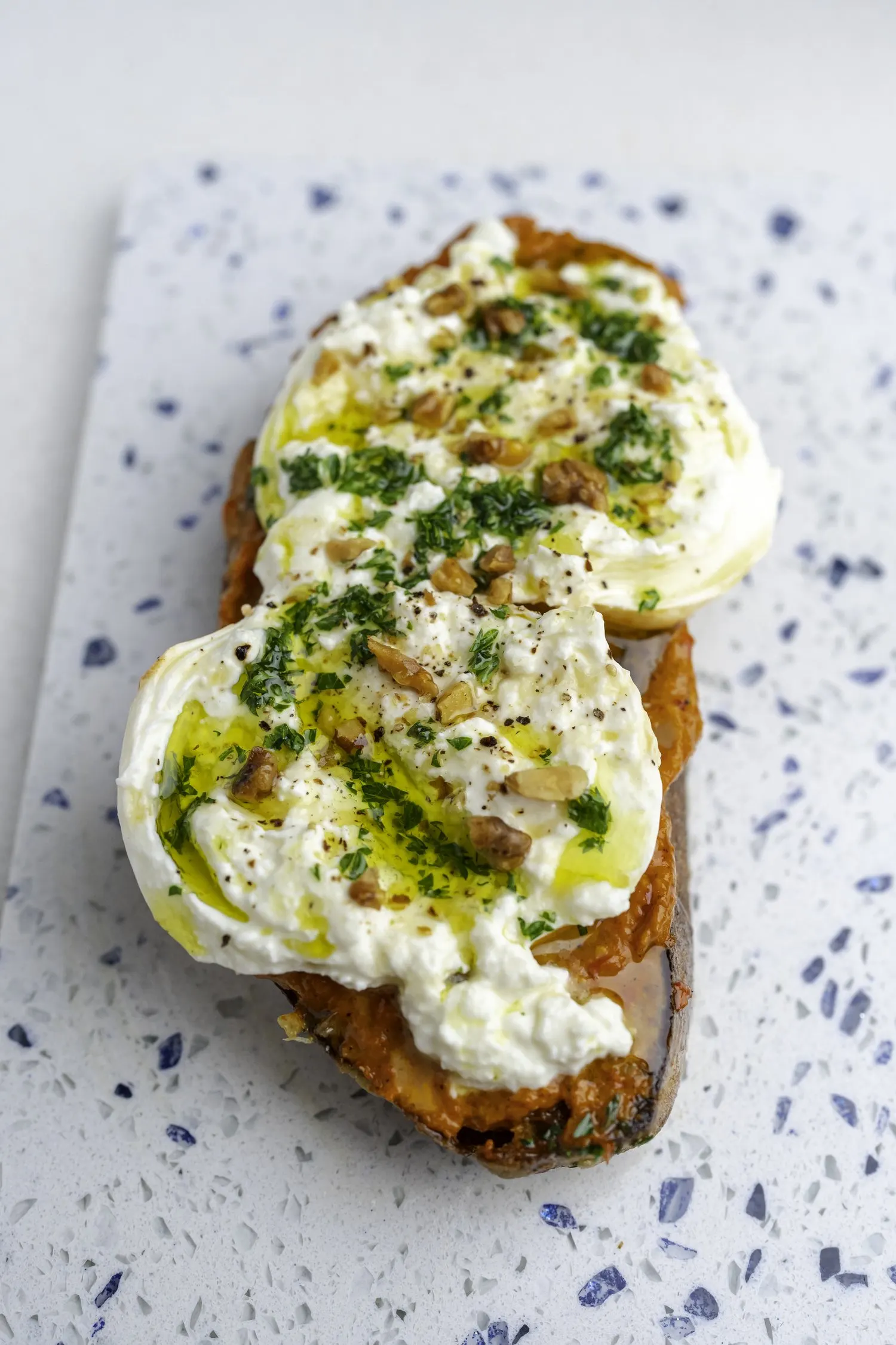roasted-red-pepper-and-burrata-toast