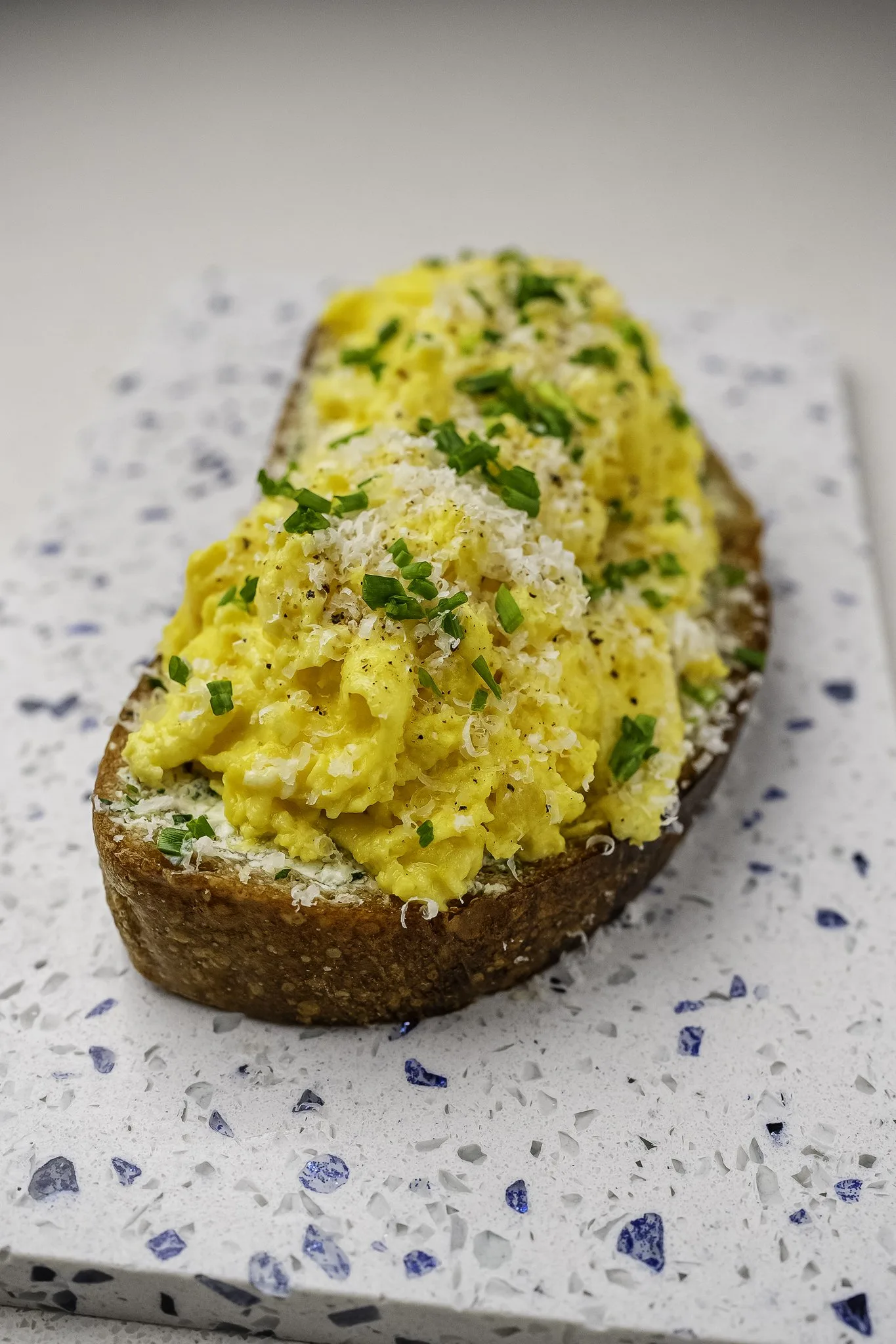 herbed-goat-cheese-and-scrambled-eggs-toast