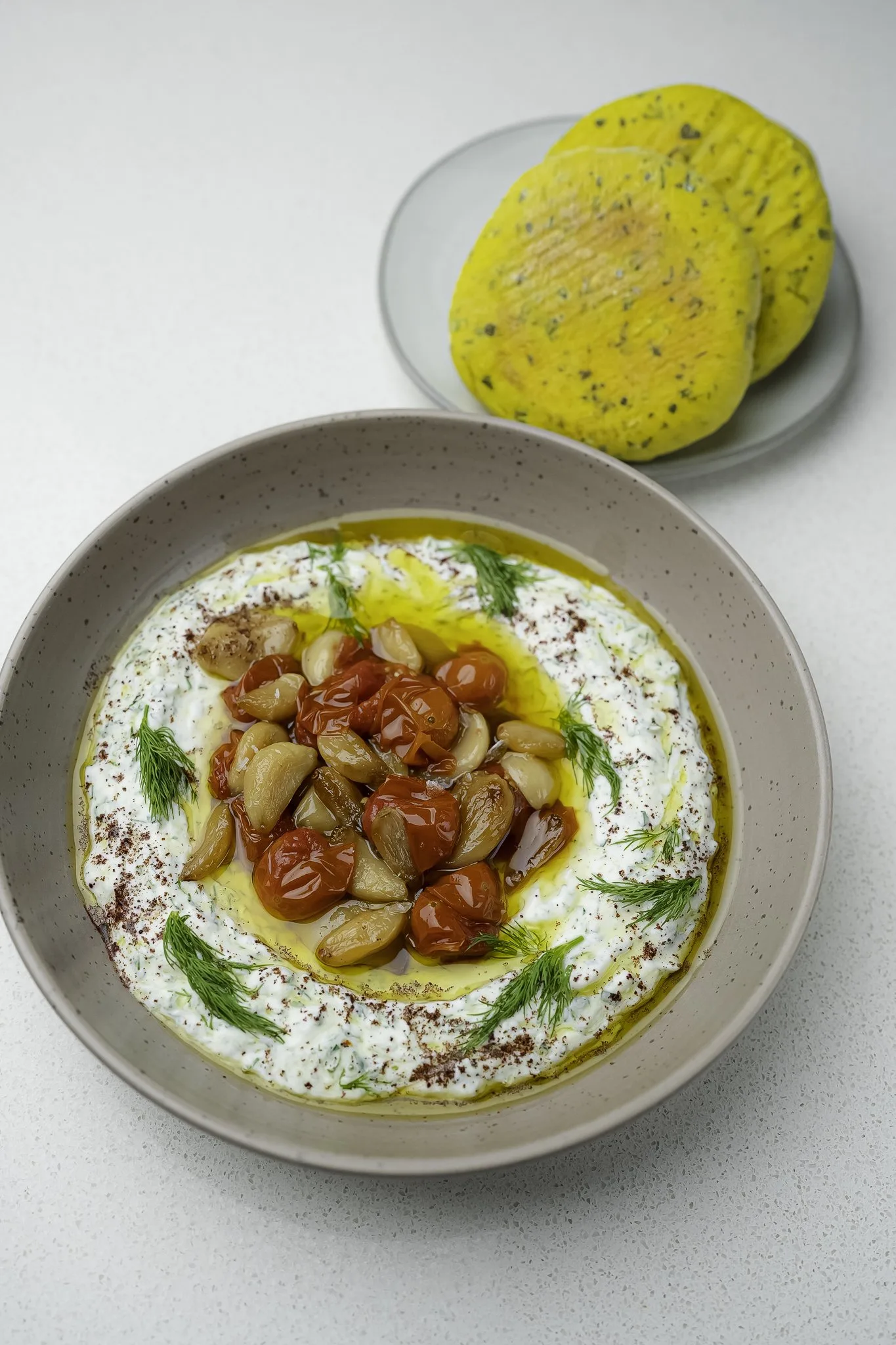 turmeric-pita-and-garlic-yogurt-dip
