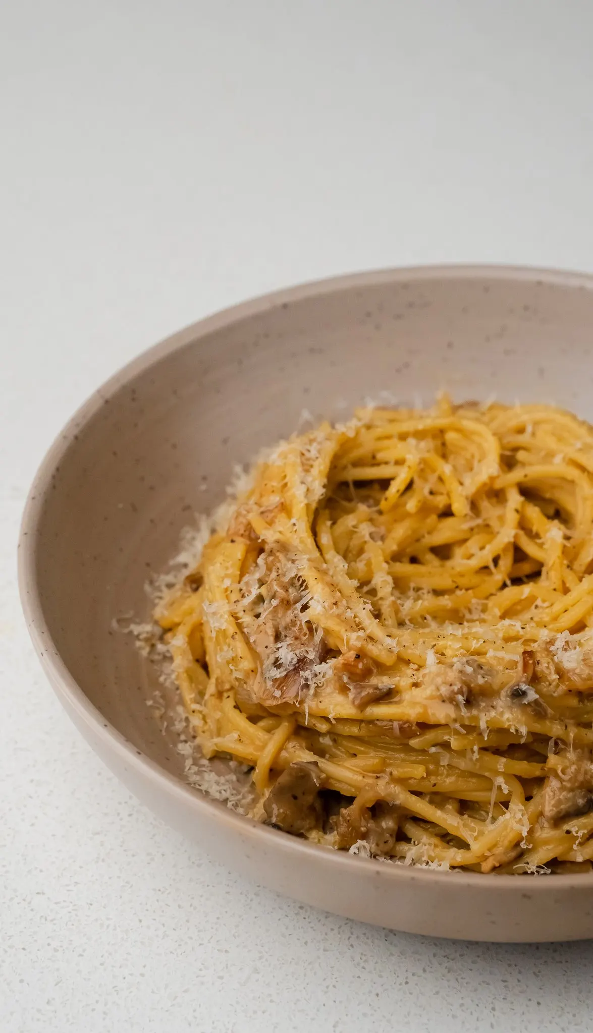 creamy-mushroom-spaghetti