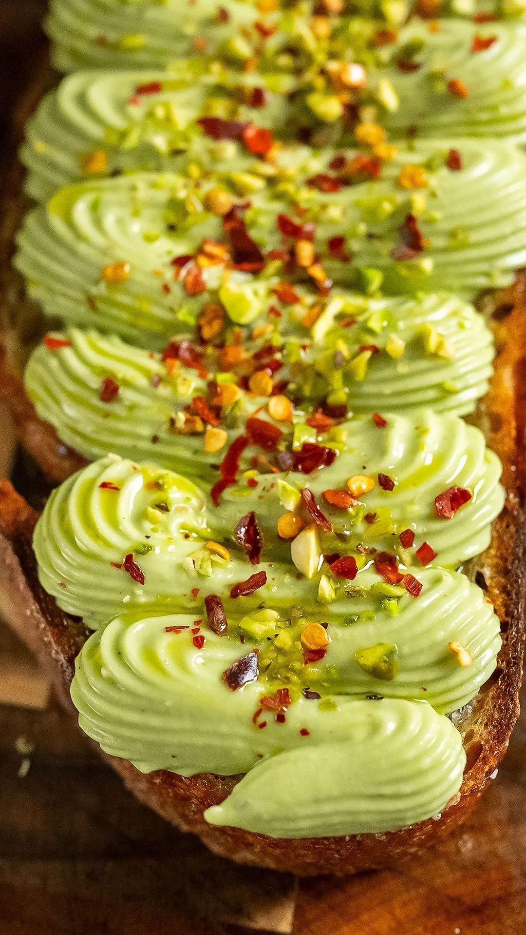 whipped-avocado-and-ricotta-toast