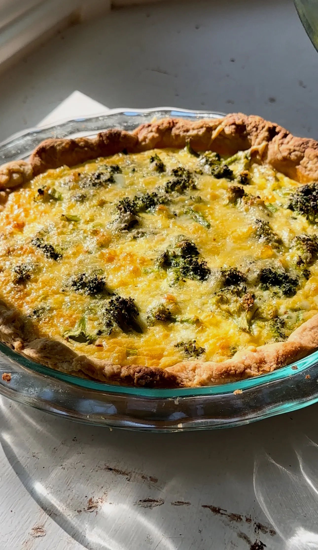 broccoli-cheddar-quiche