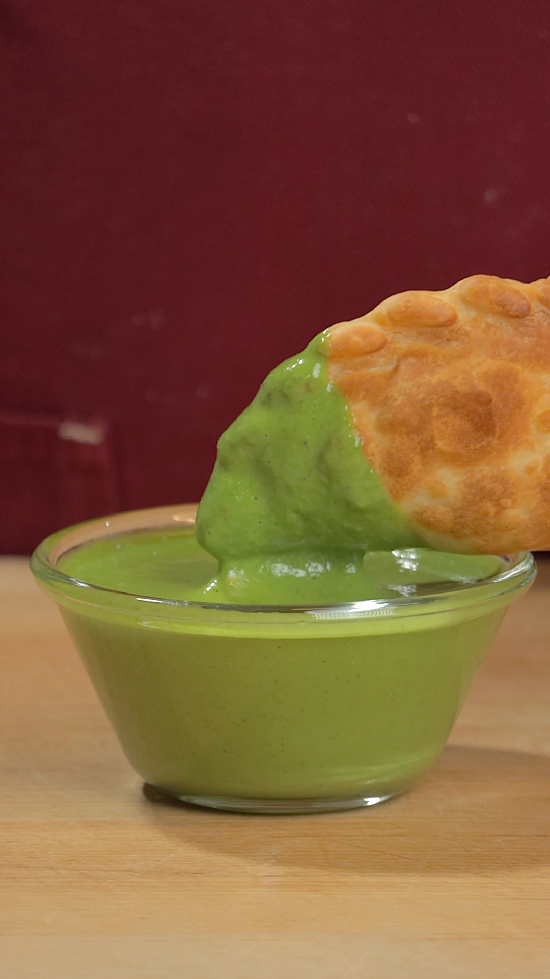salsa-pesto-cremosa-creamy-pesto-salsa
