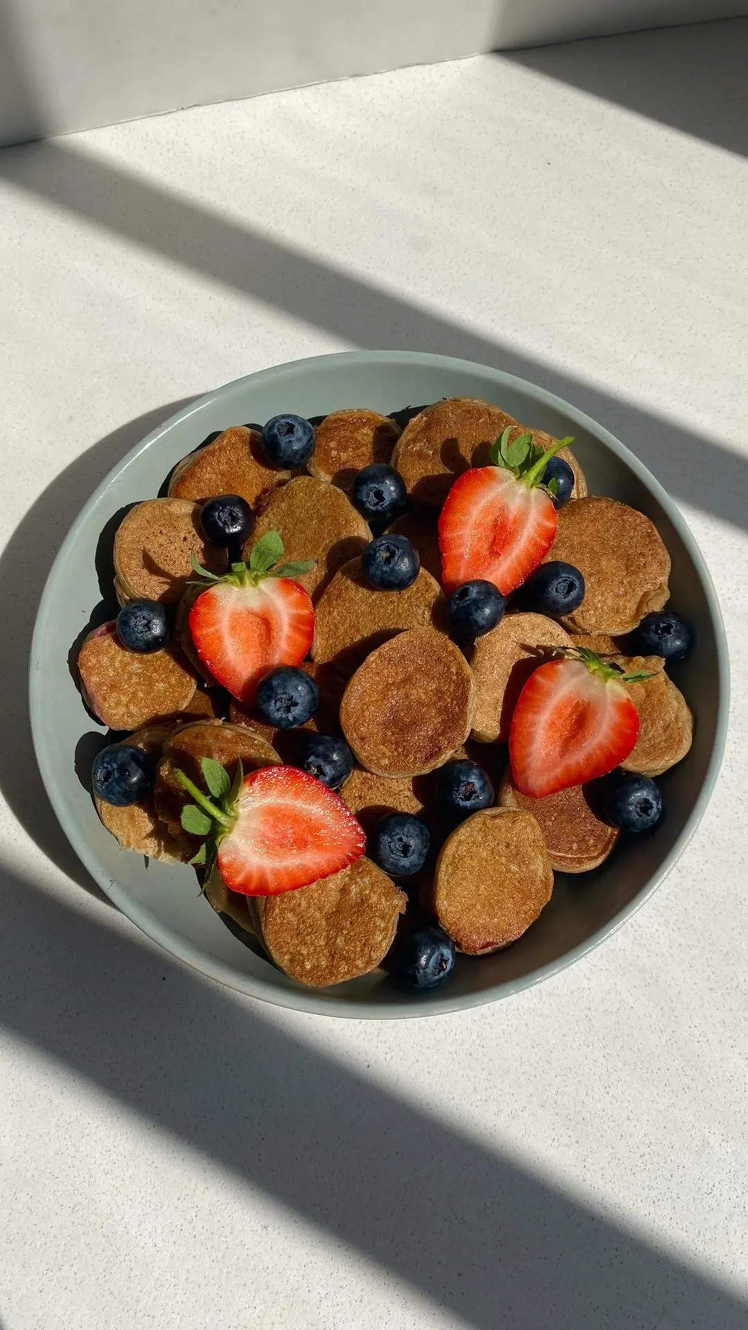 strawberry-pancake-bites