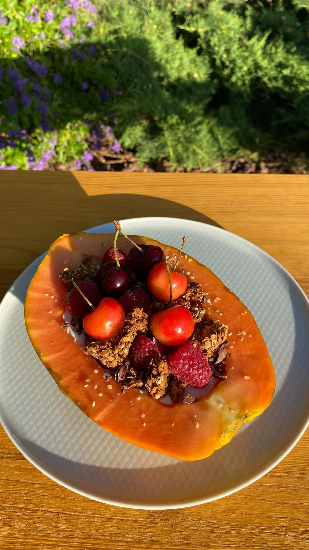 papaya-breakfast-bowl